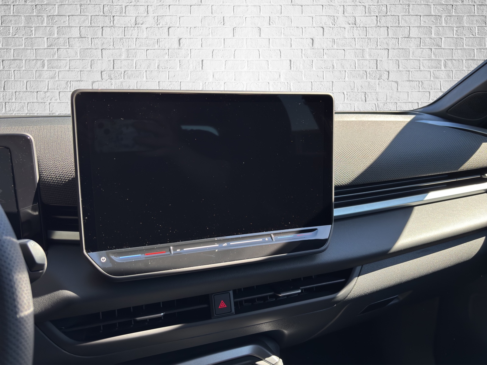 VW T-Roc 1.5 eTSI mHEV R-Line DSG-image-12