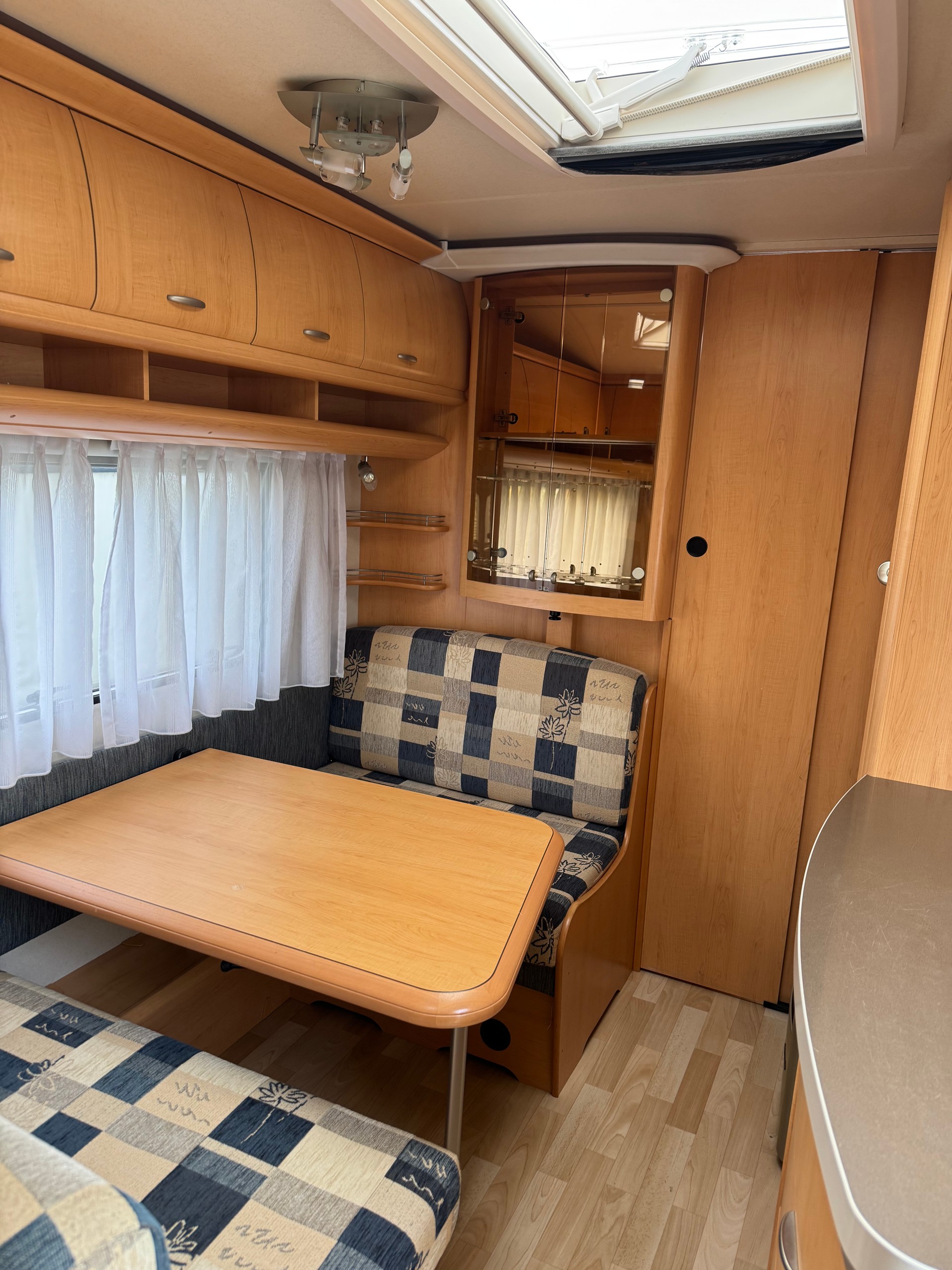 HOBBY 500 Kajüte Stockbett-image-10