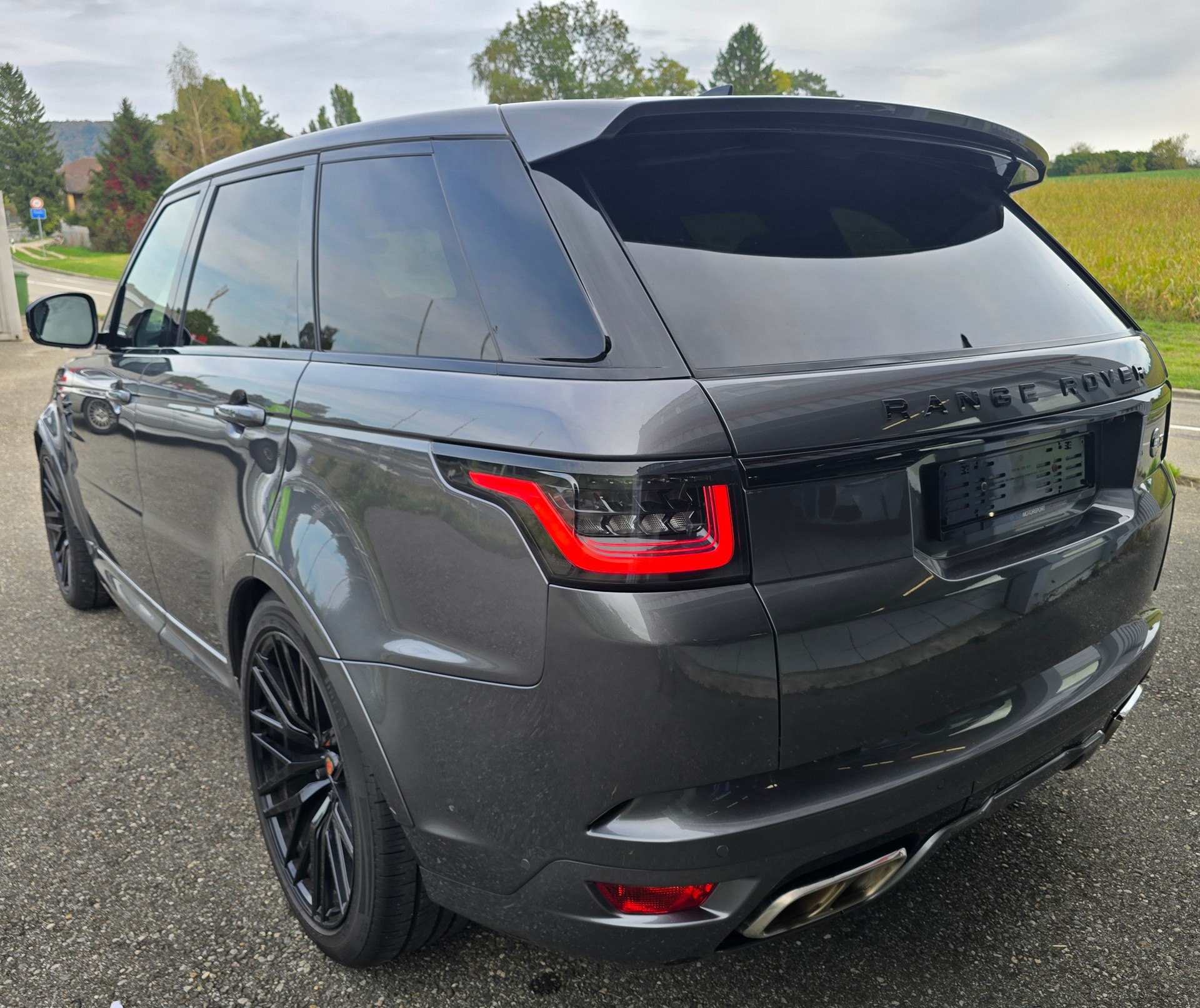 LAND ROVER Range Rover Sport 5.0 V8 S/C SVR Automatic-image-5