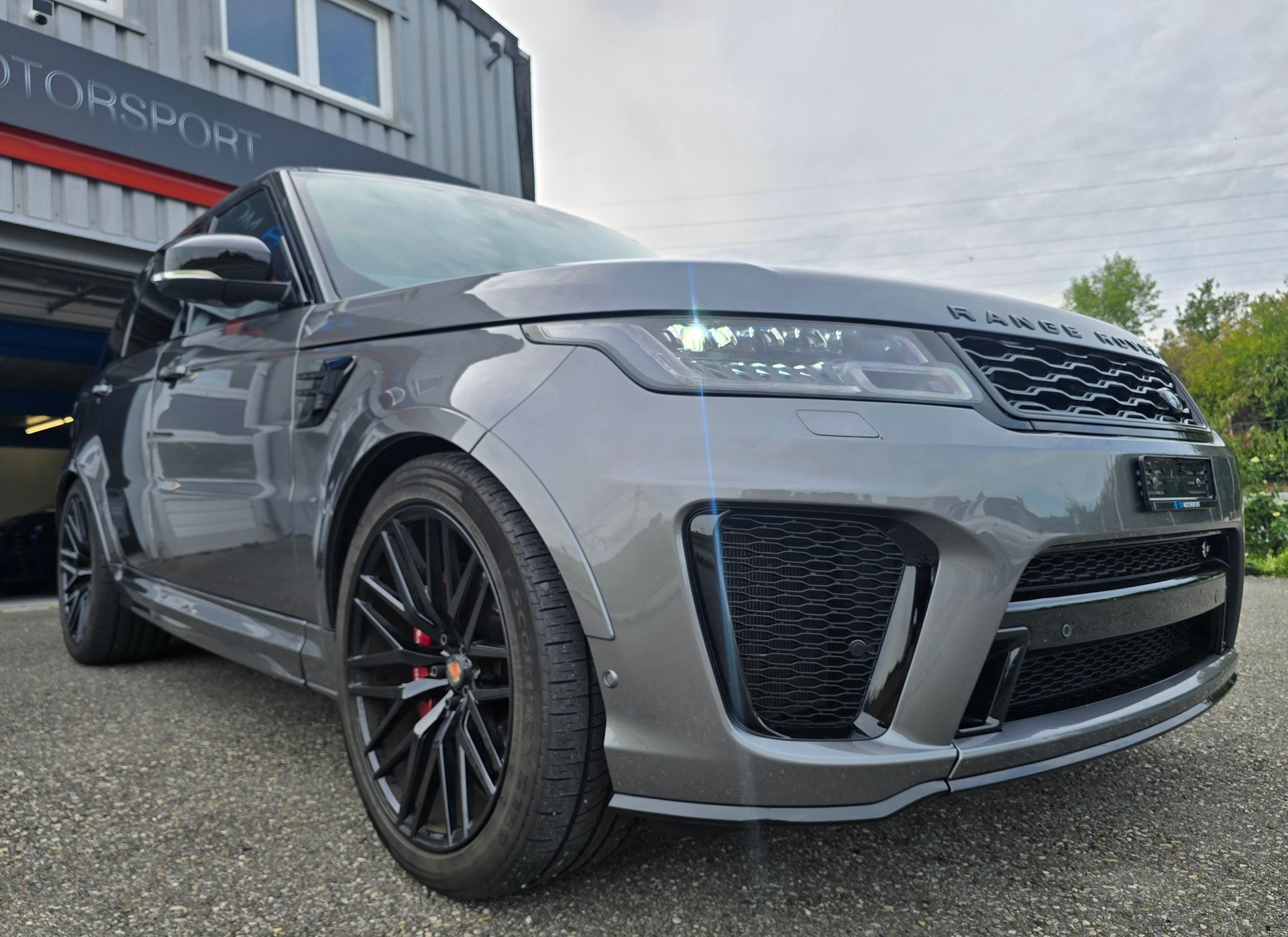 LAND ROVER Range Rover Sport 5.0 V8 S/C SVR Automatic-image-2