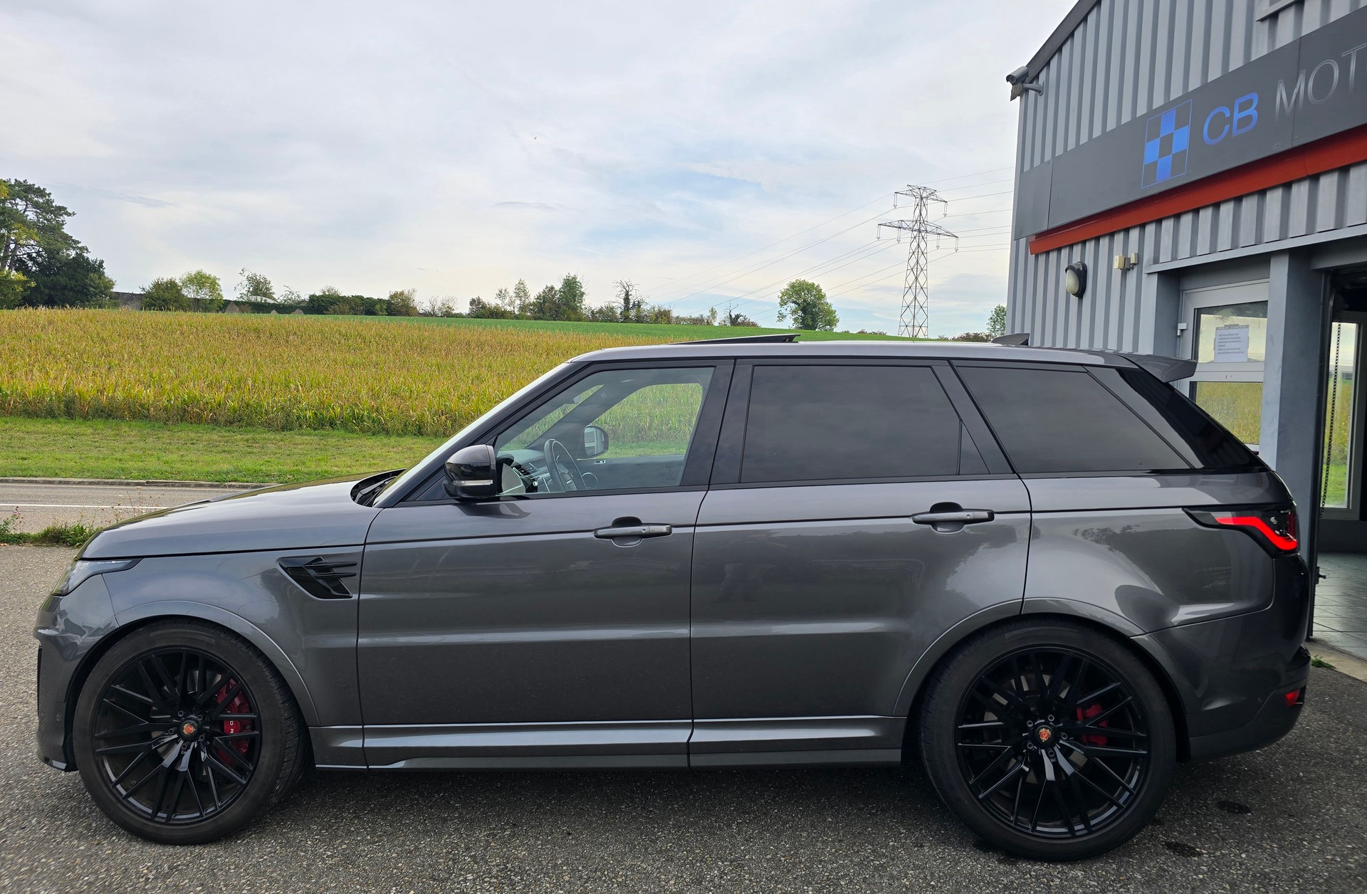 LAND ROVER Range Rover Sport 5.0 V8 S/C SVR Automatic-image-4