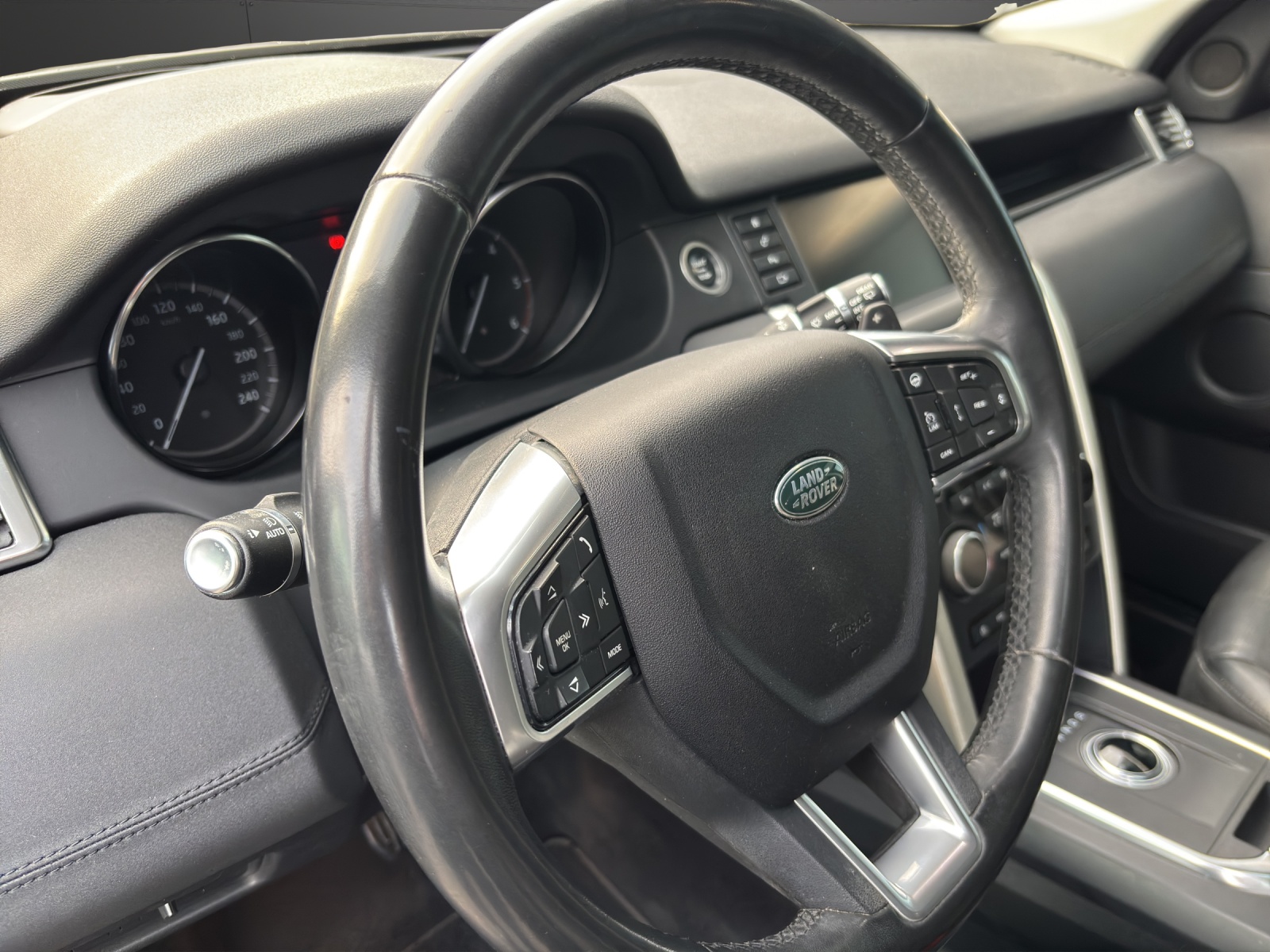 LAND ROVER Discovery Sport D180 2.0D TD4 MHEV HSE AWD AT9-image-3