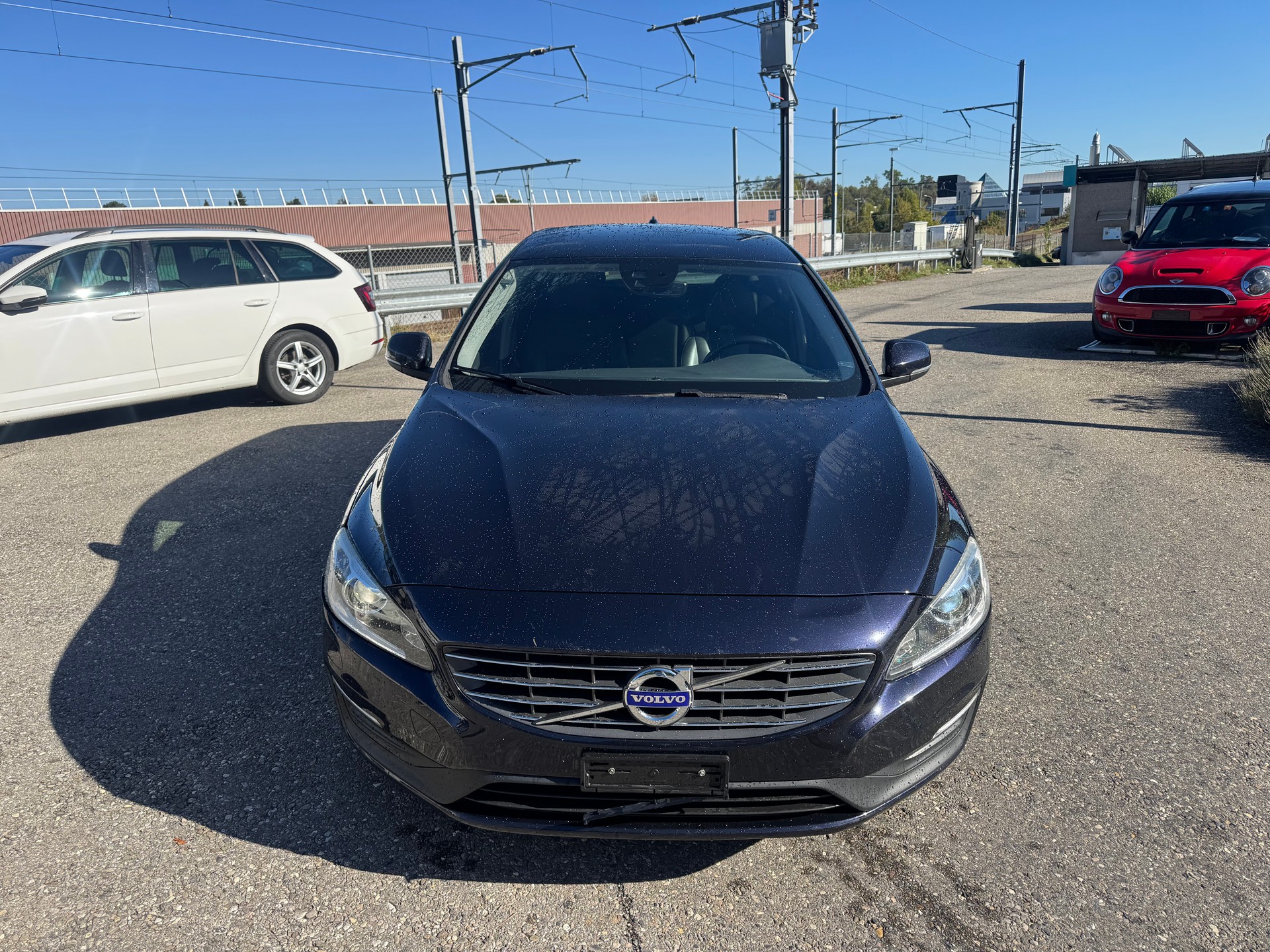 VOLVO V60 D4 AWD Momentum Dynamic Edition Geartronic-image-1