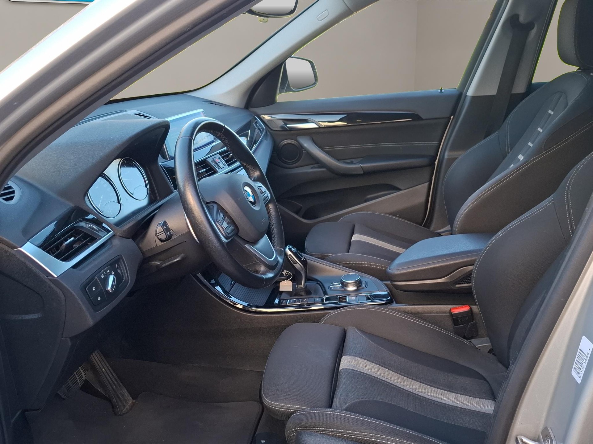 BMW X1 F48 18d xDrive-image-5