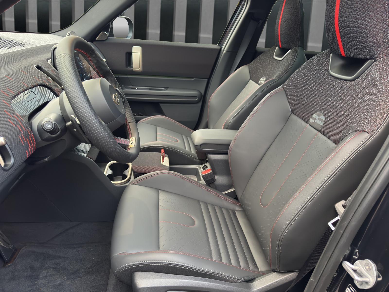 MINI Countryman U25 2.0i John Cooper Works ALL4 Paket XL-image-16