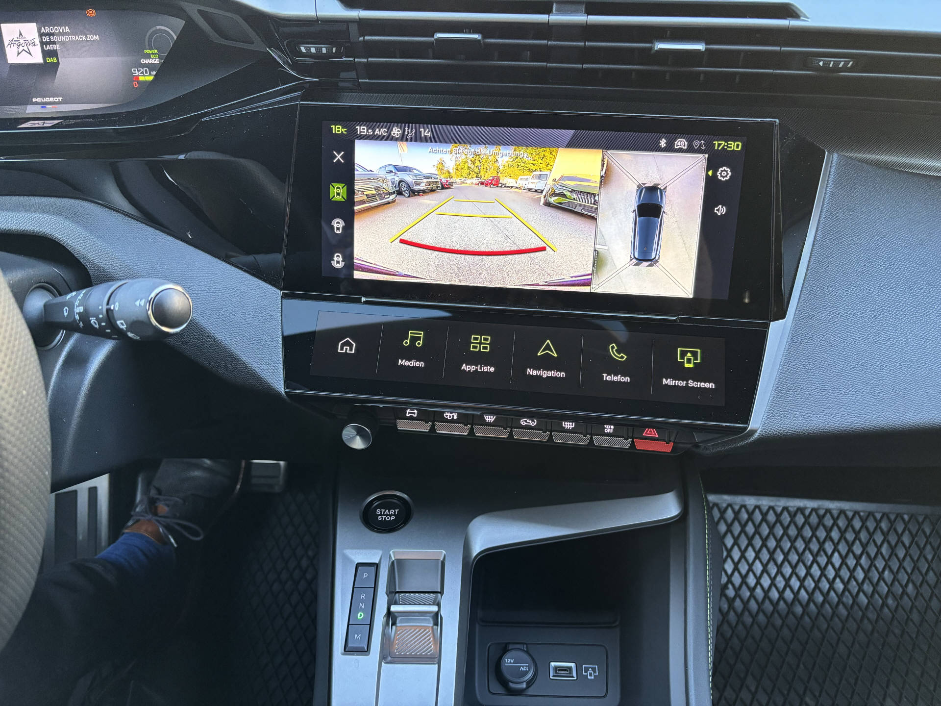 PEUGEOT 308 SW 1.2 Hybrid GT-image-12