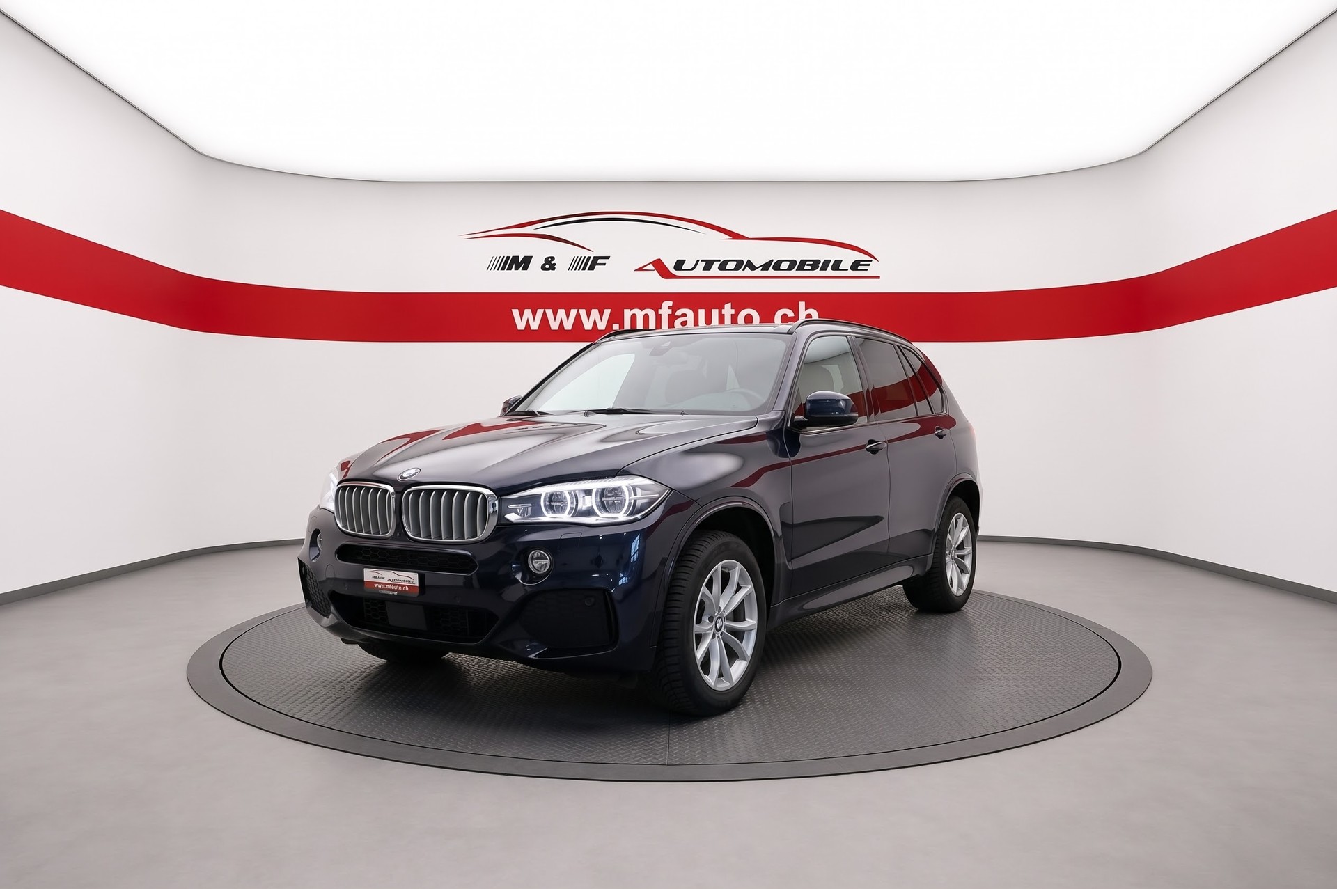 BMW X5 40e xDrive * M Sport *-image-0