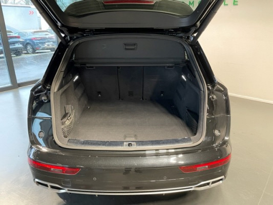 AUDI SQ5 3.0 TFSI quattro-image-4
