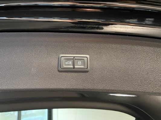 AUDI SQ5 3.0 TFSI quattro-image-5