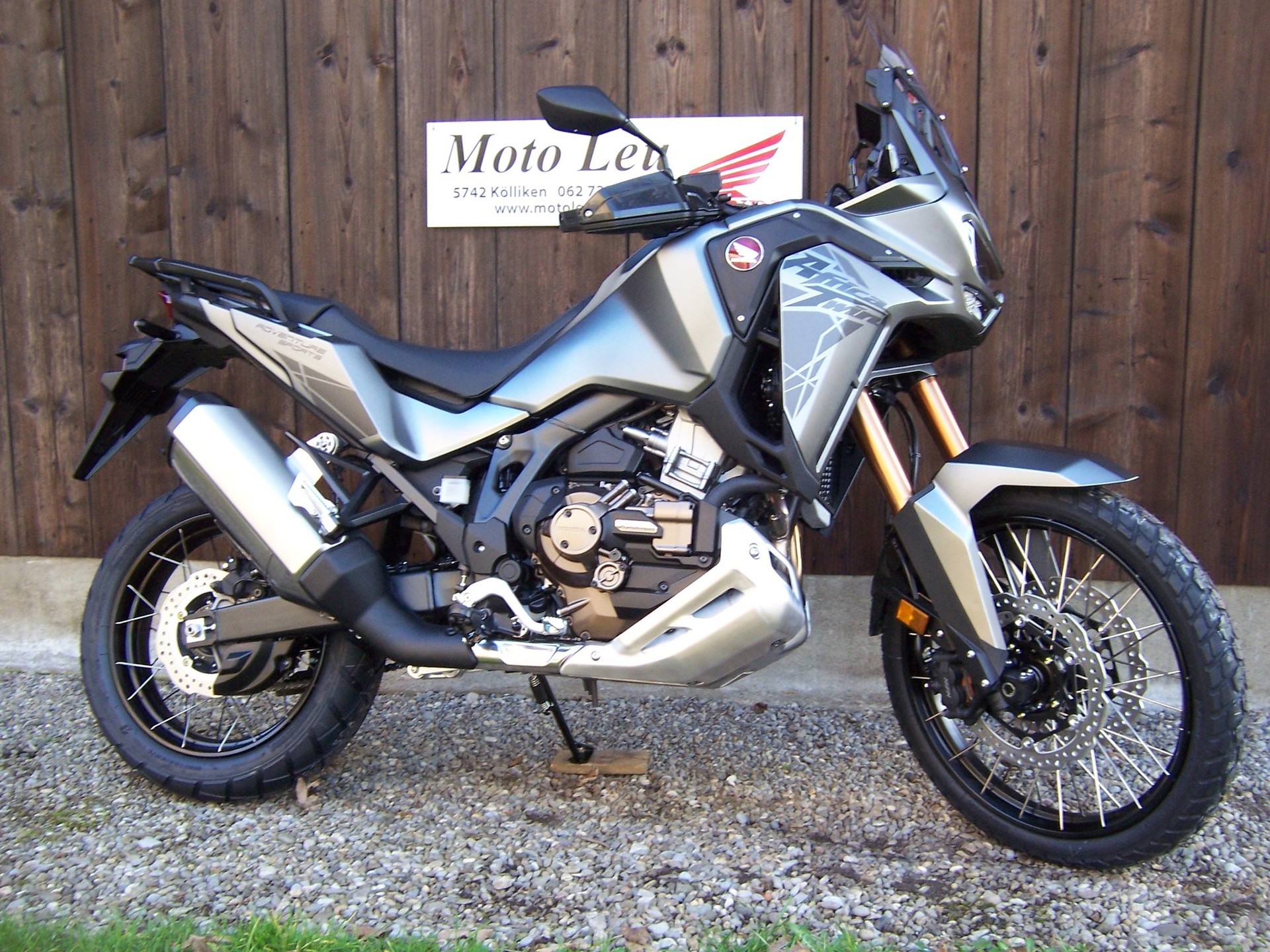 HONDA CRF 1100 DCT Africa Twin Adventure-image-4
