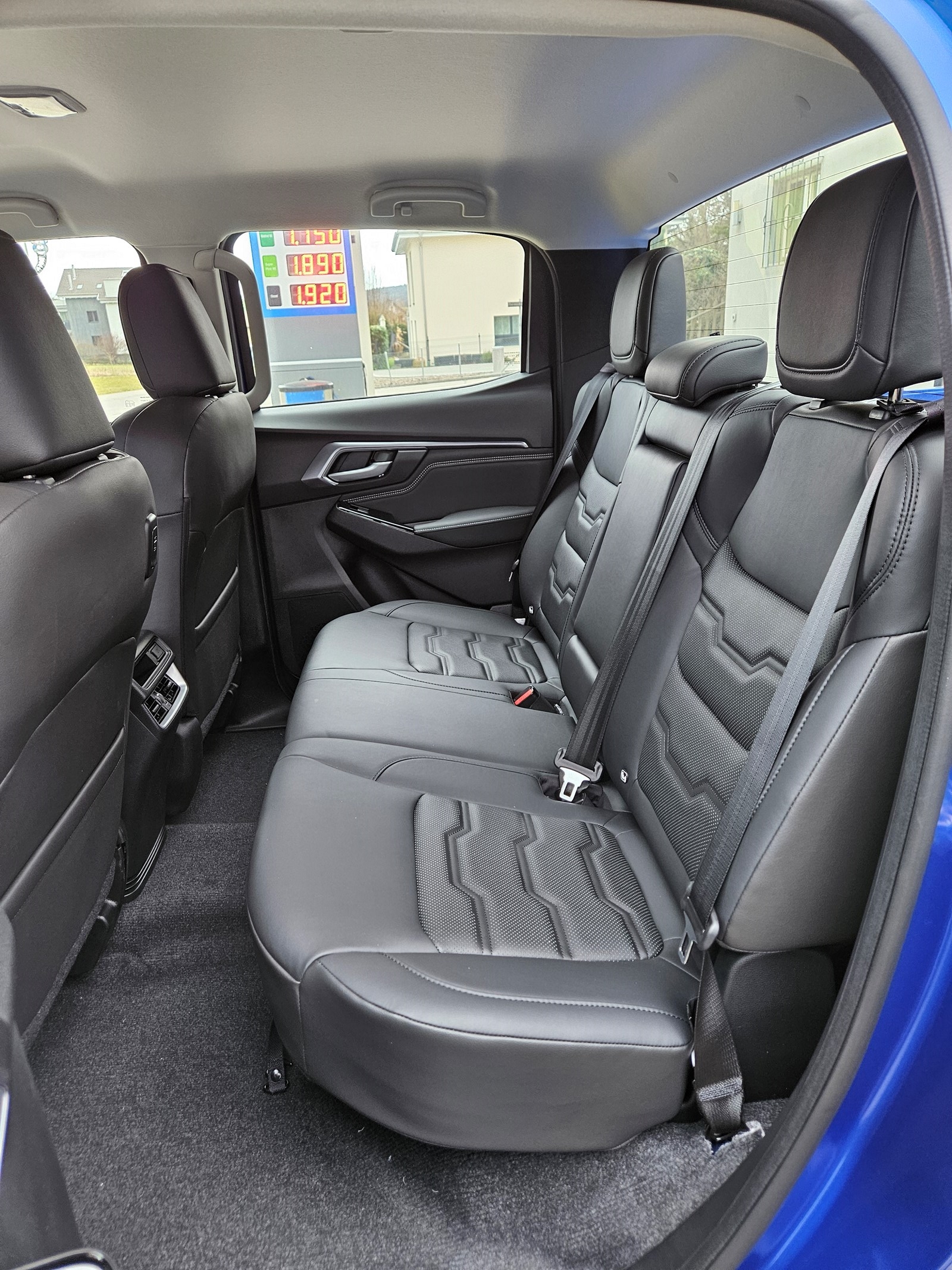 ISUZU D-MAX 1.9 CrewCab N60F 4x4 AT-image-12