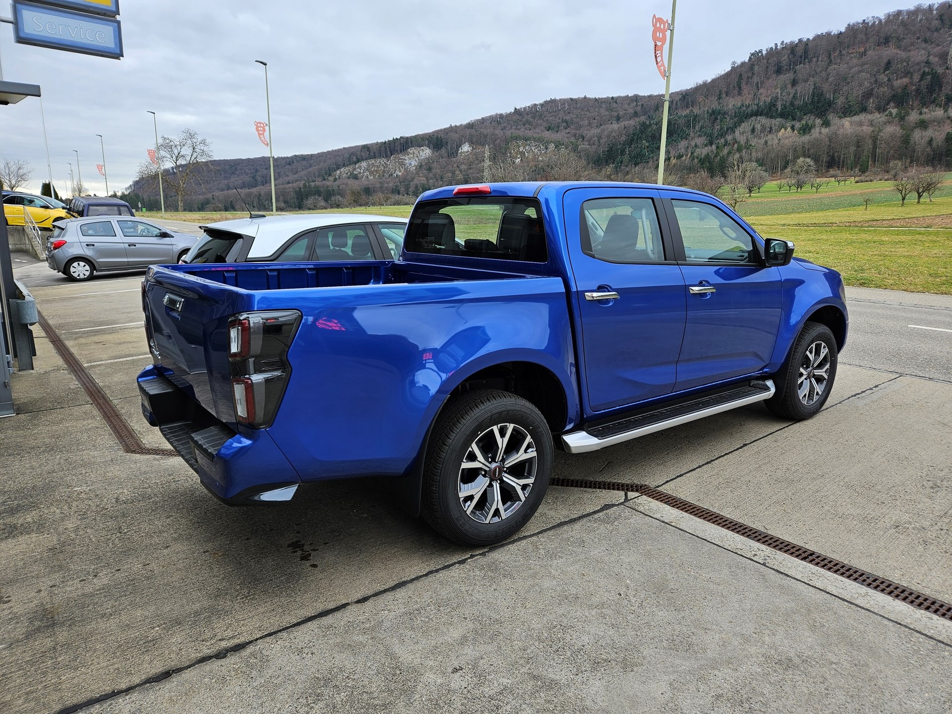 ISUZU D-MAX 1.9 CrewCab N60F 4x4 AT-image-4