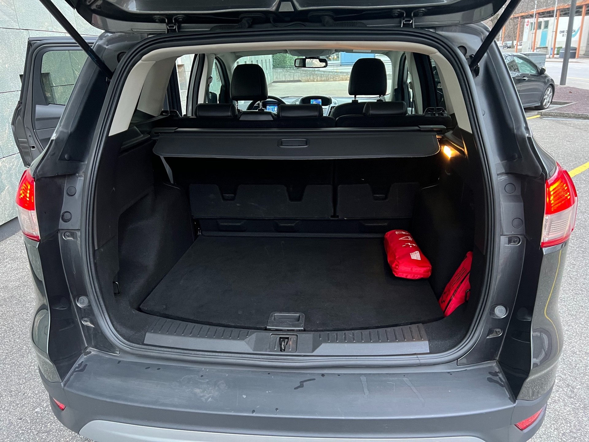 FORD Kuga 2.0 TDCi Titanium 2WD-image-12