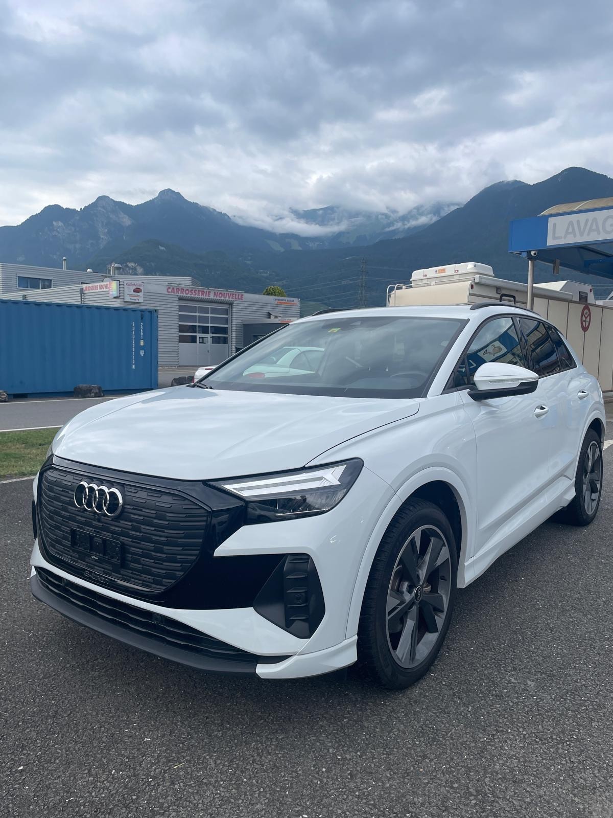 AUDI Q4 e-tron 35-image-1