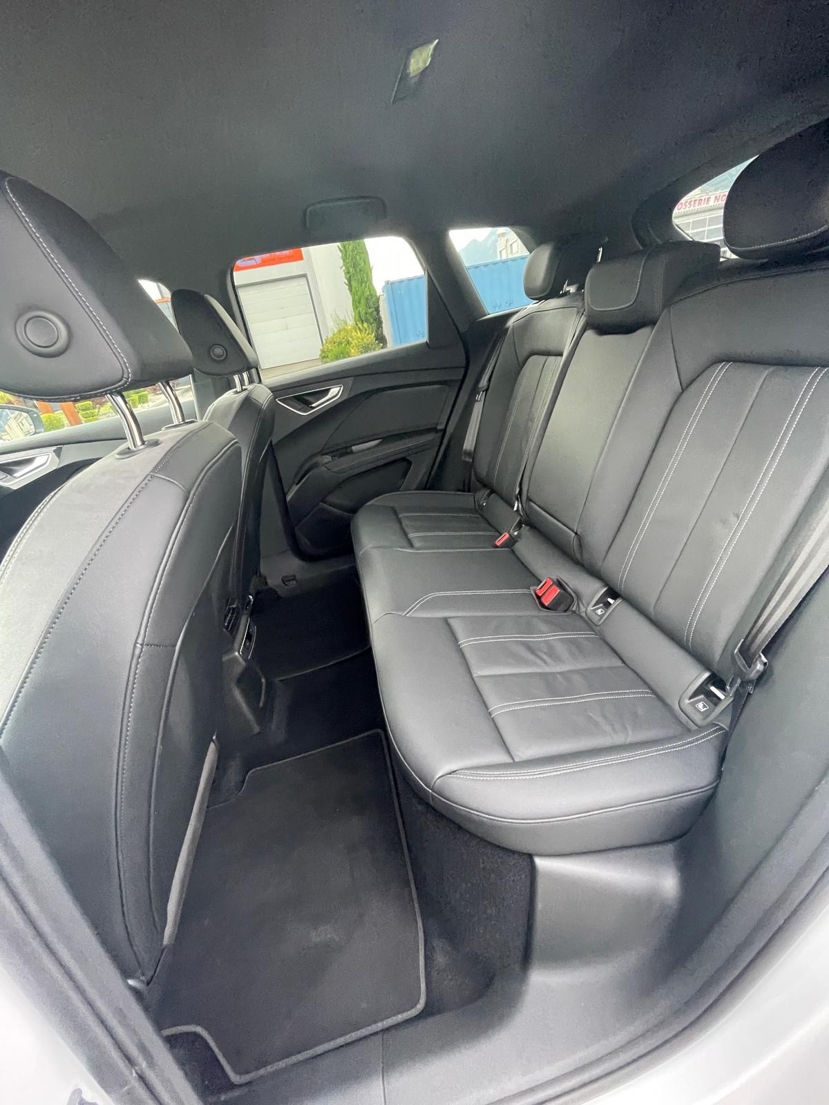 AUDI Q4 e-tron 35-image-13