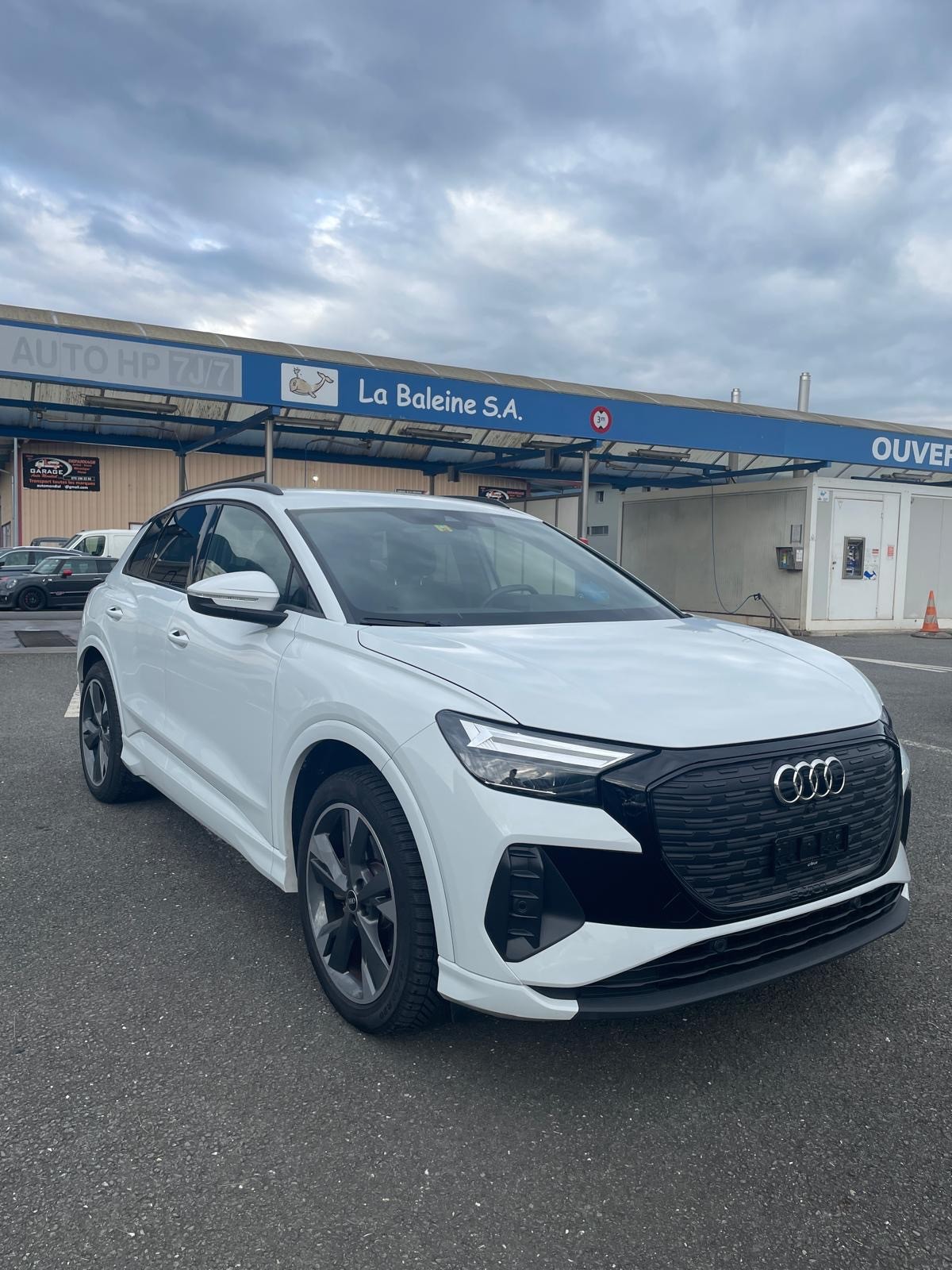 Car photo