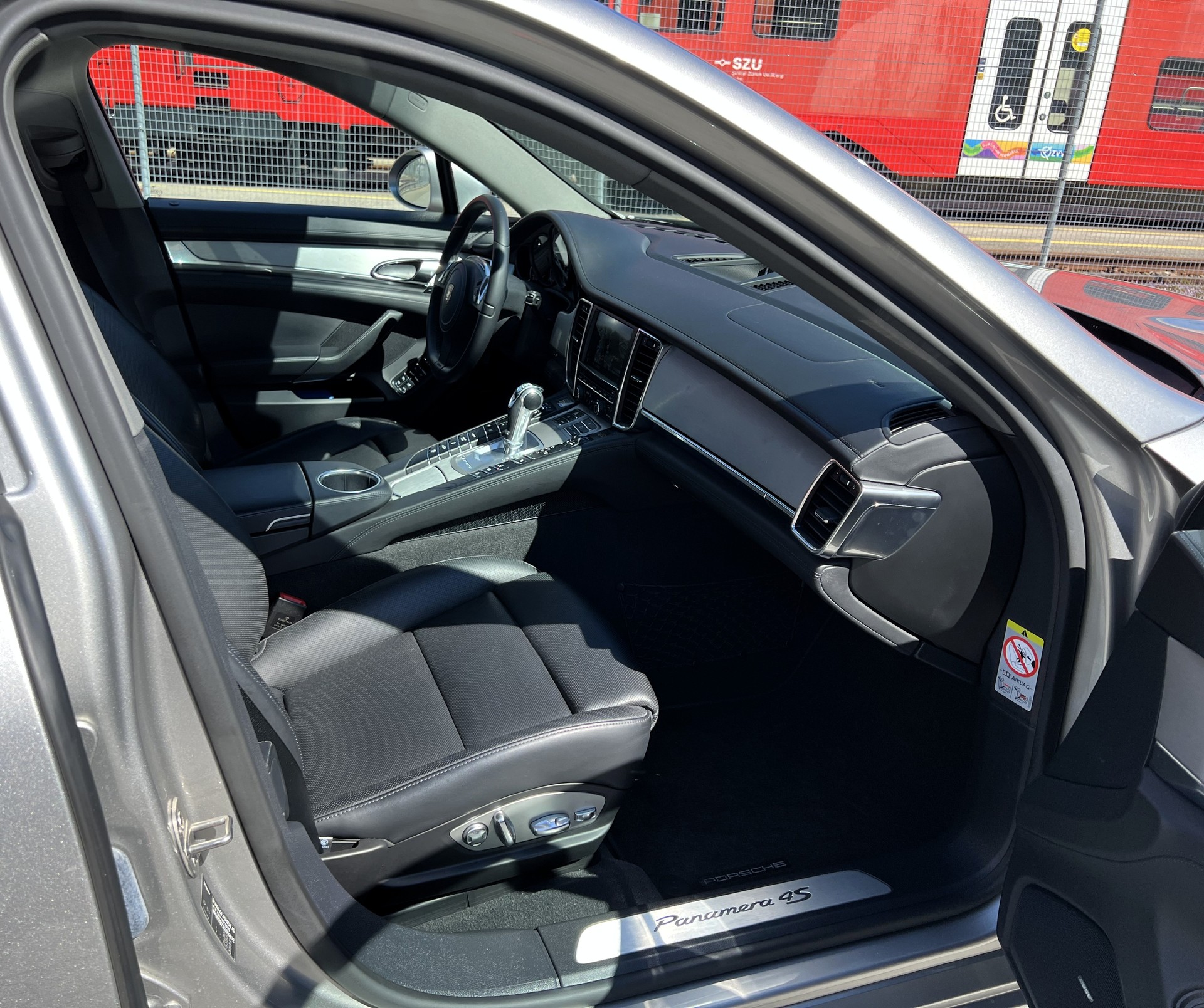 PORSCHE Panamera 4S 4.8 PDK-image-16