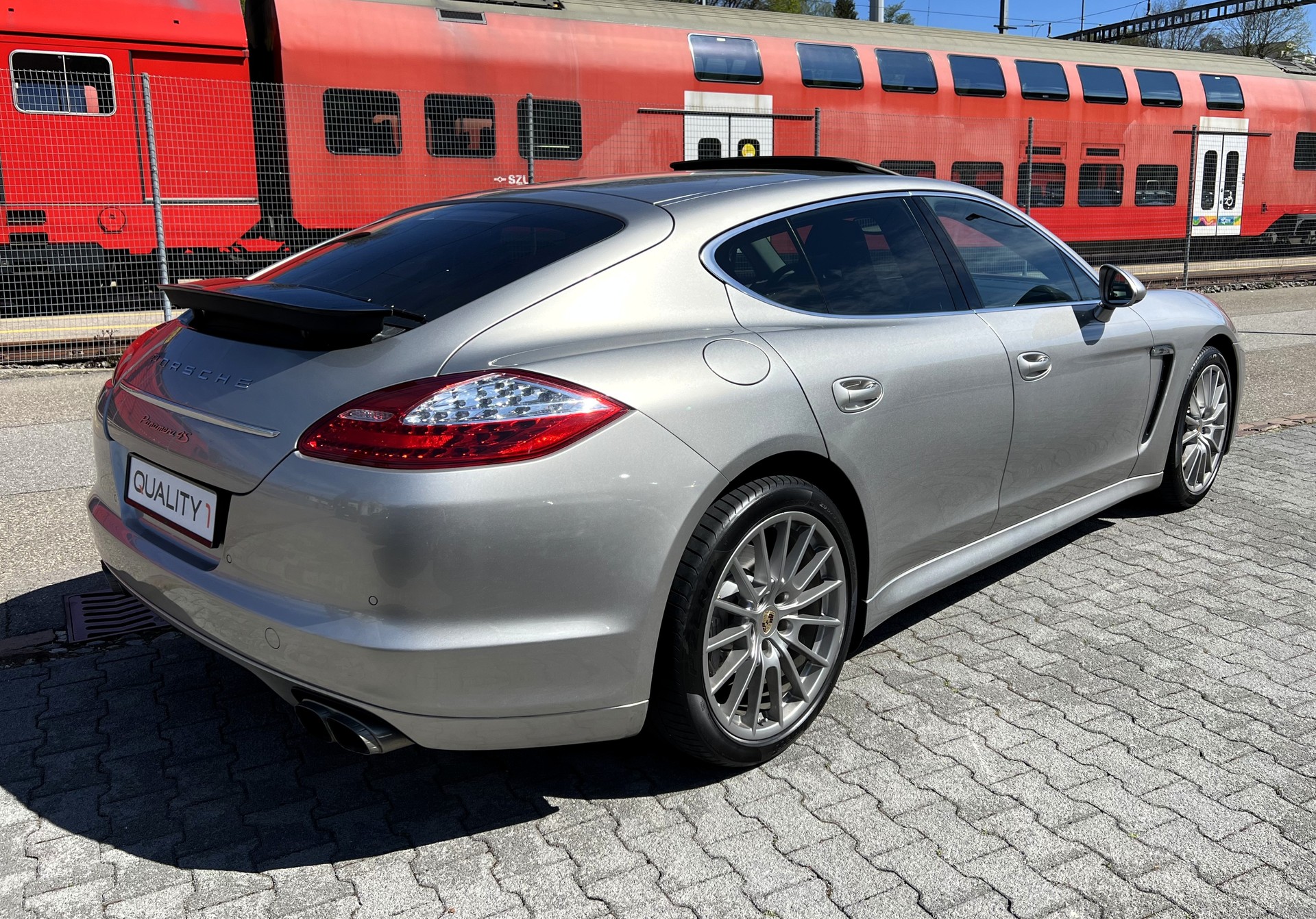 PORSCHE Panamera 4S 4.8 PDK-image-4