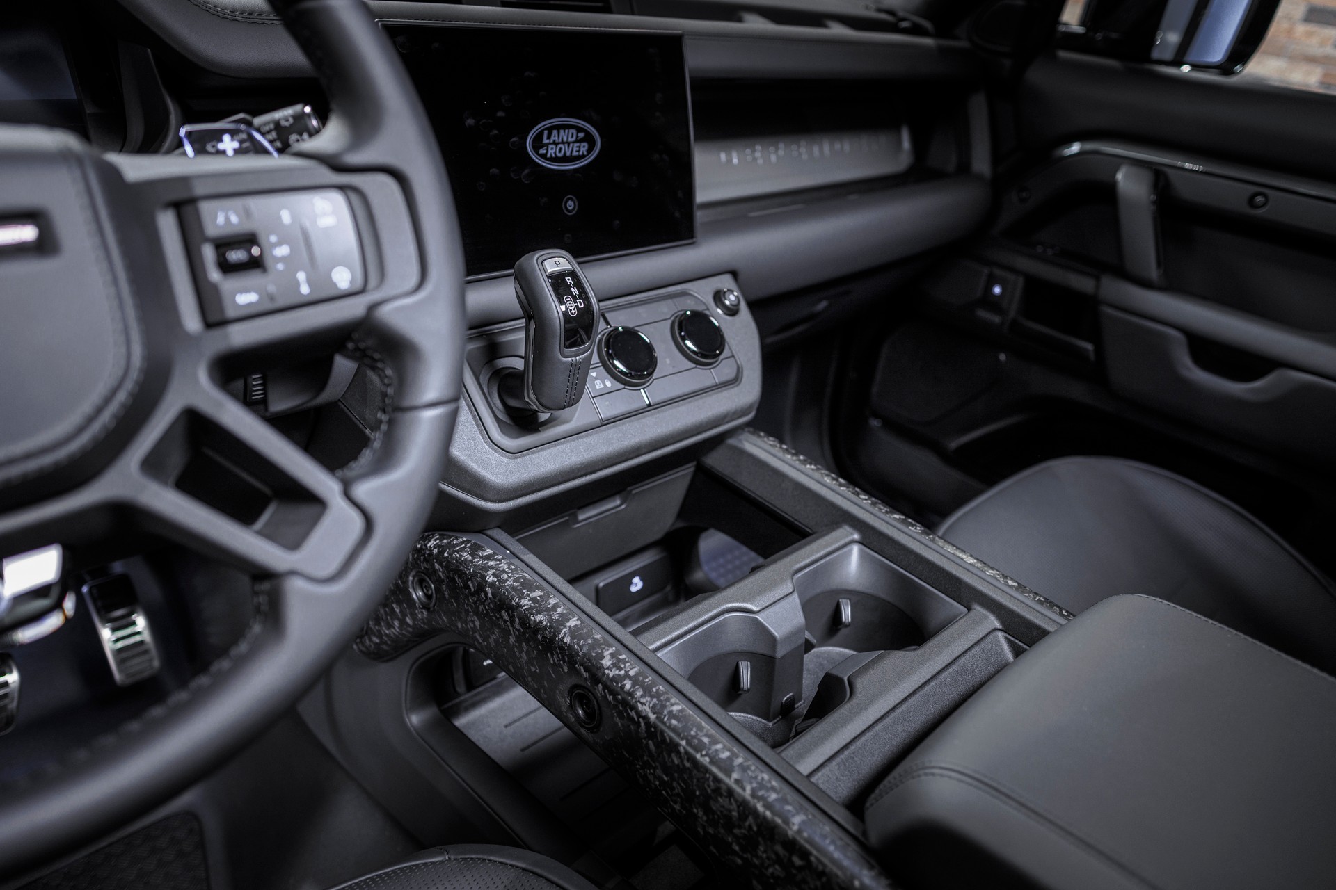 LAND ROVER 110 Octa First Edition-image-7