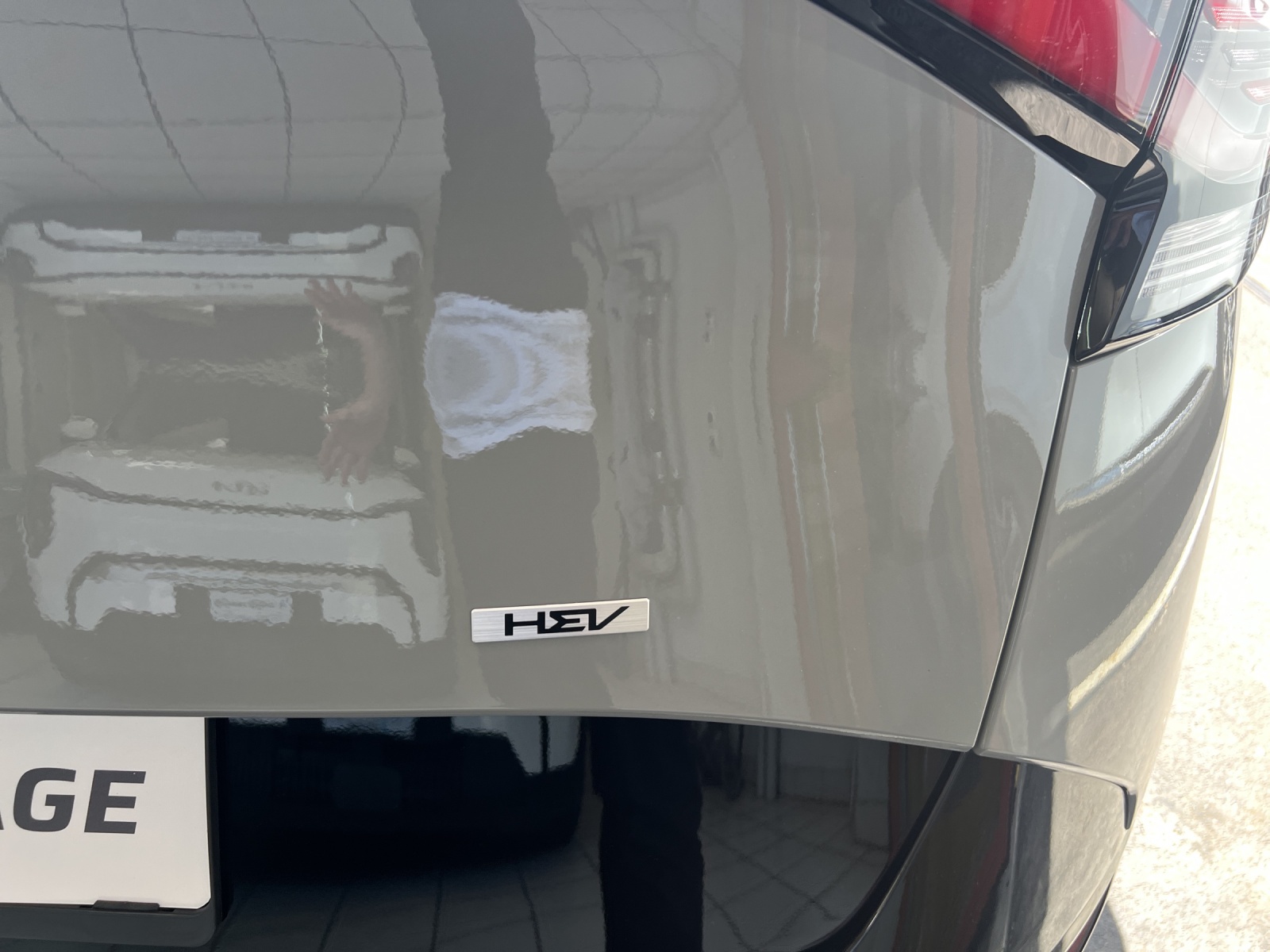 KIA Sportage 1.6THEV4x4 Pow A-image-11