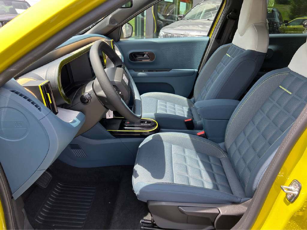 FIAT Grande Panda La Prima-image-4