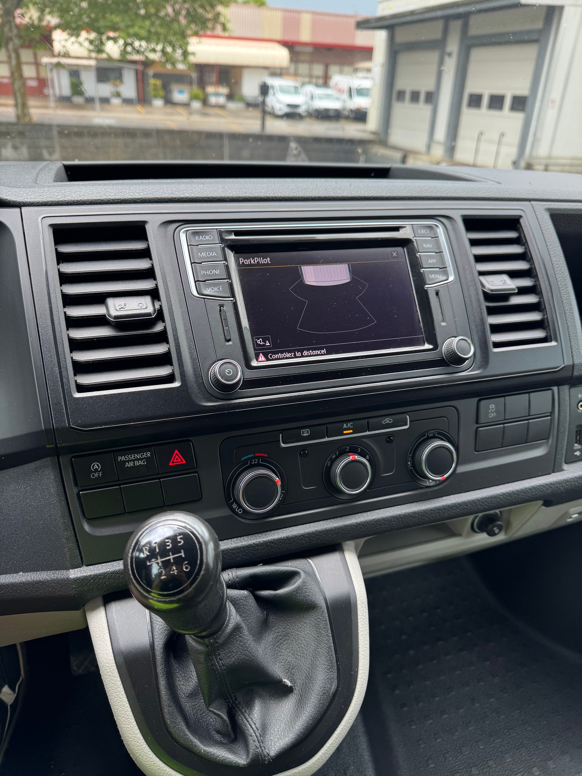 VW T6 2.0 TDI 4Motion-image-8
