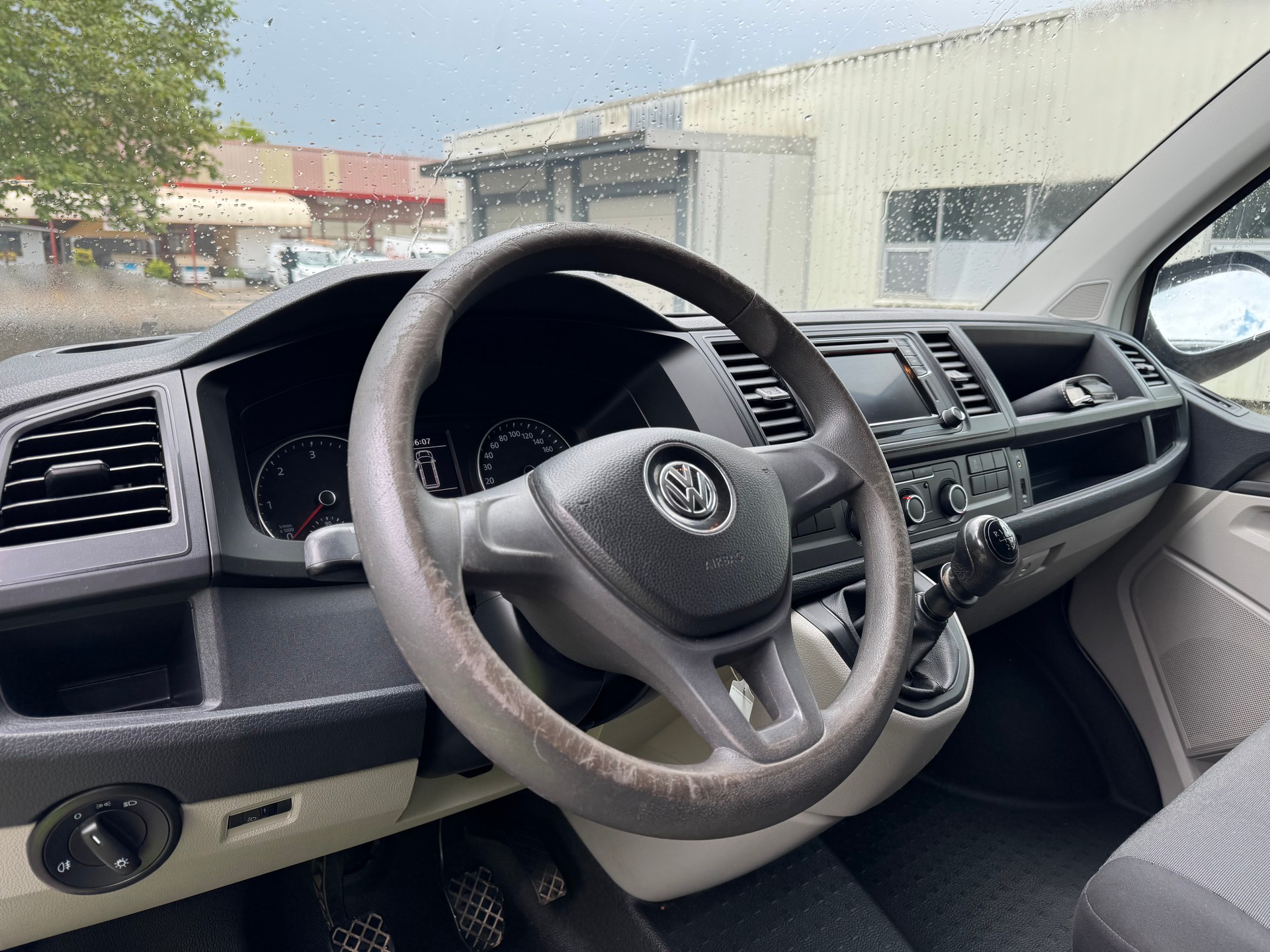 VW T6 2.0 TDI 4Motion-image-6