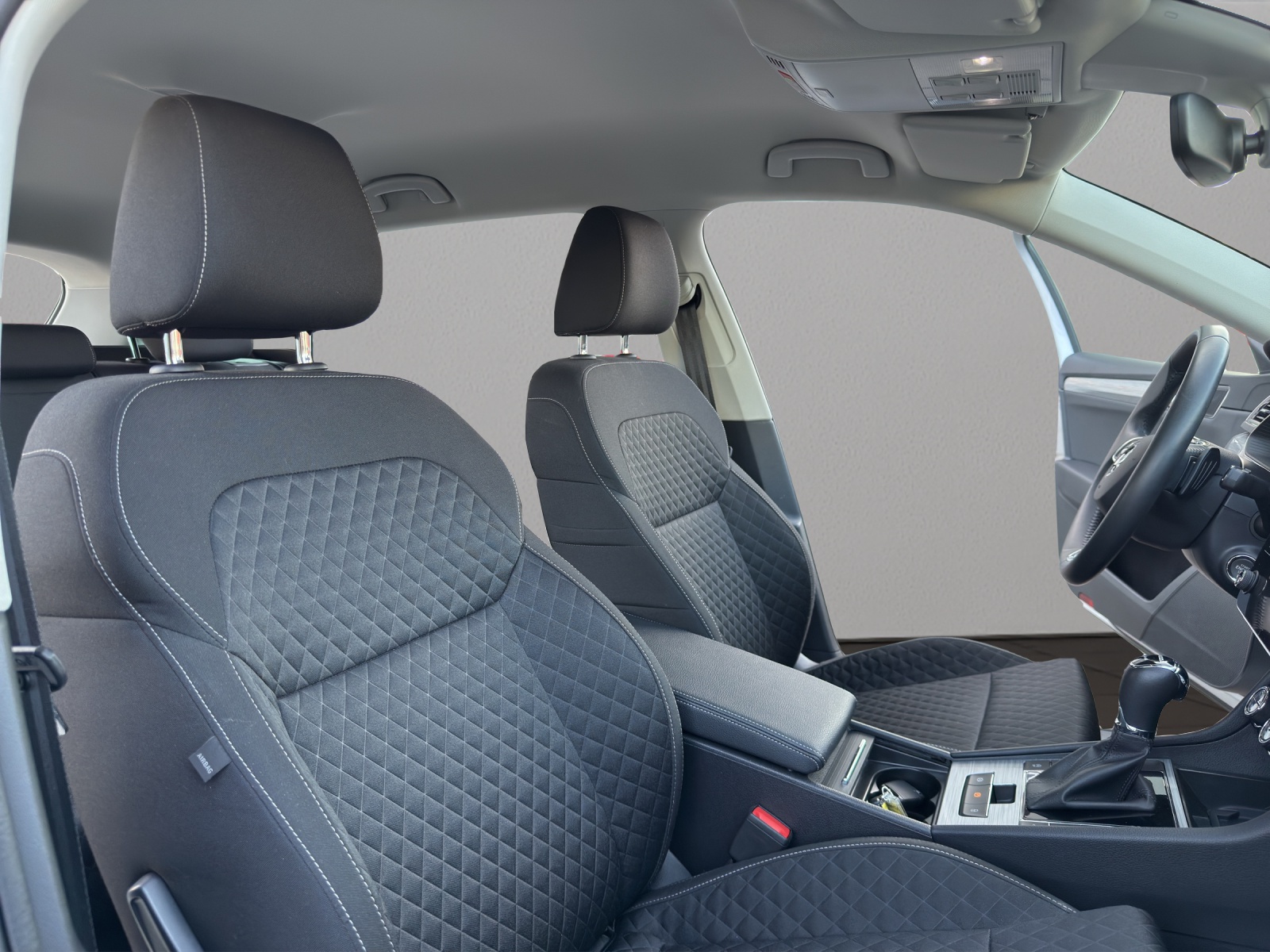 SKODA Superb Combi 2.0 TDi Ambition 4x4 DSG-image-21