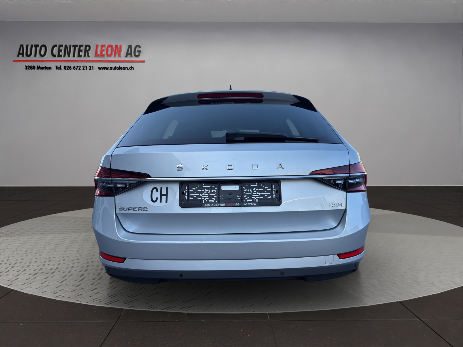 SKODA Superb Combi 2.0 TDi Ambition 4x4 DSG-image-4