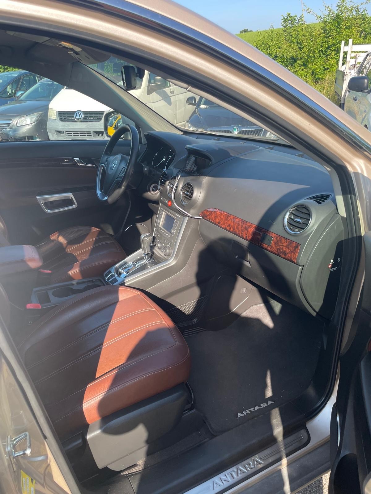 OPEL Antara 2.2 CDTi Cosmo 4WD Automatic-image-2