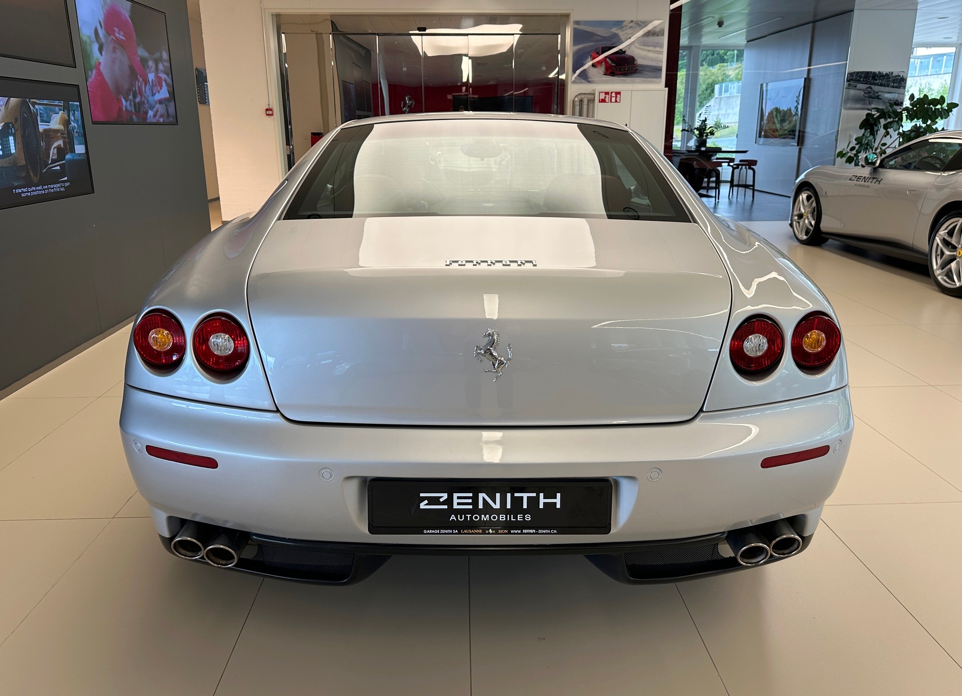 FERRARI 612-image-5
