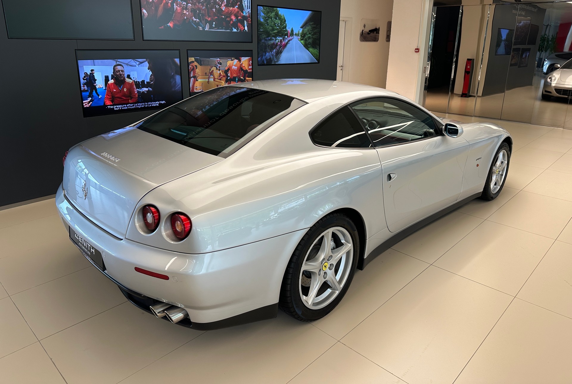 FERRARI 612-image-4