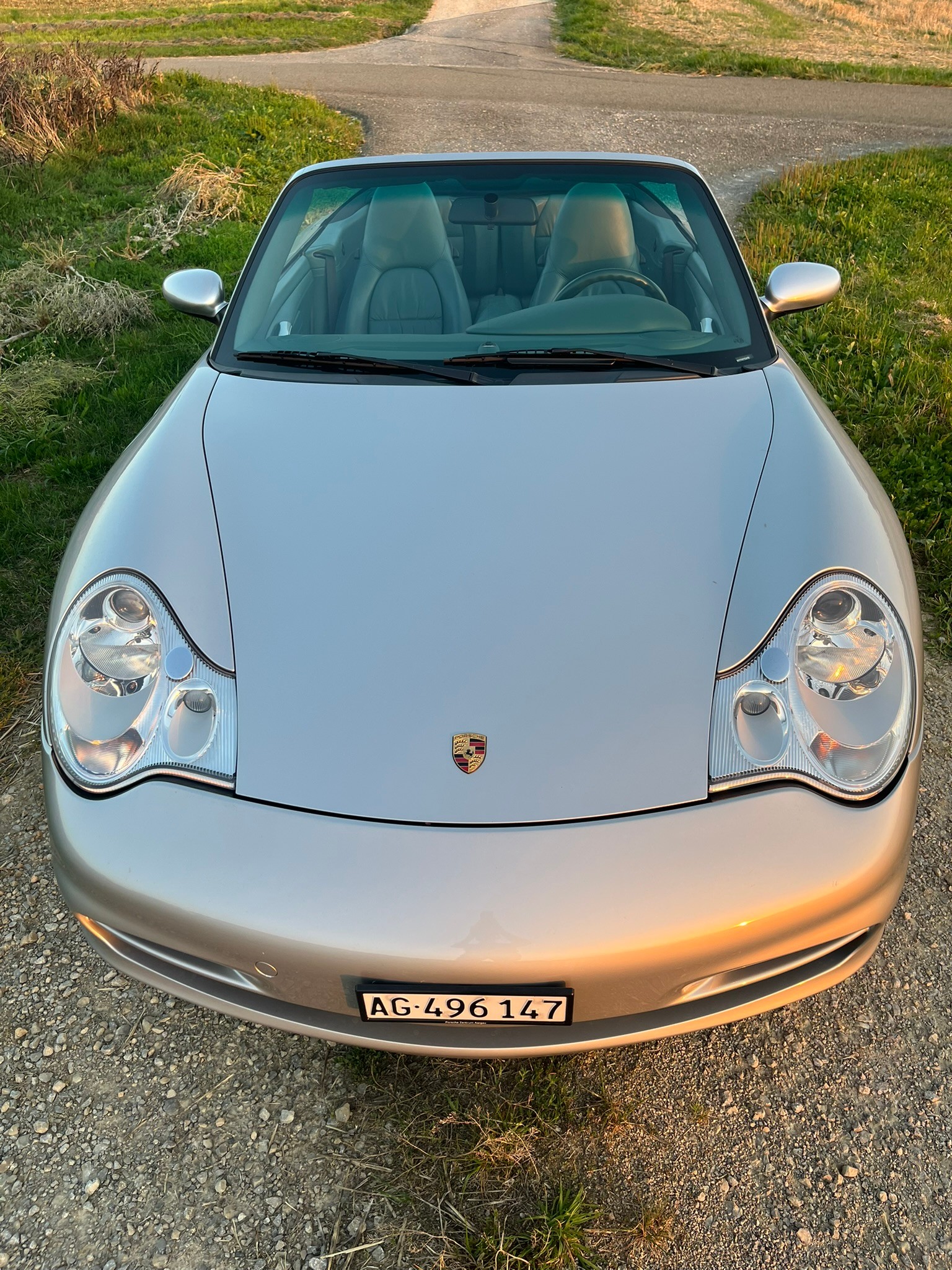 PORSCHE 911 Carrera 4 Cabrio-image-3