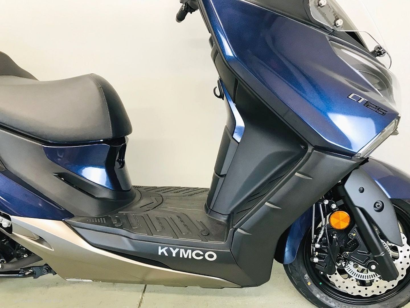 KYMCO X TOWN CITY 125-showroom-element-3