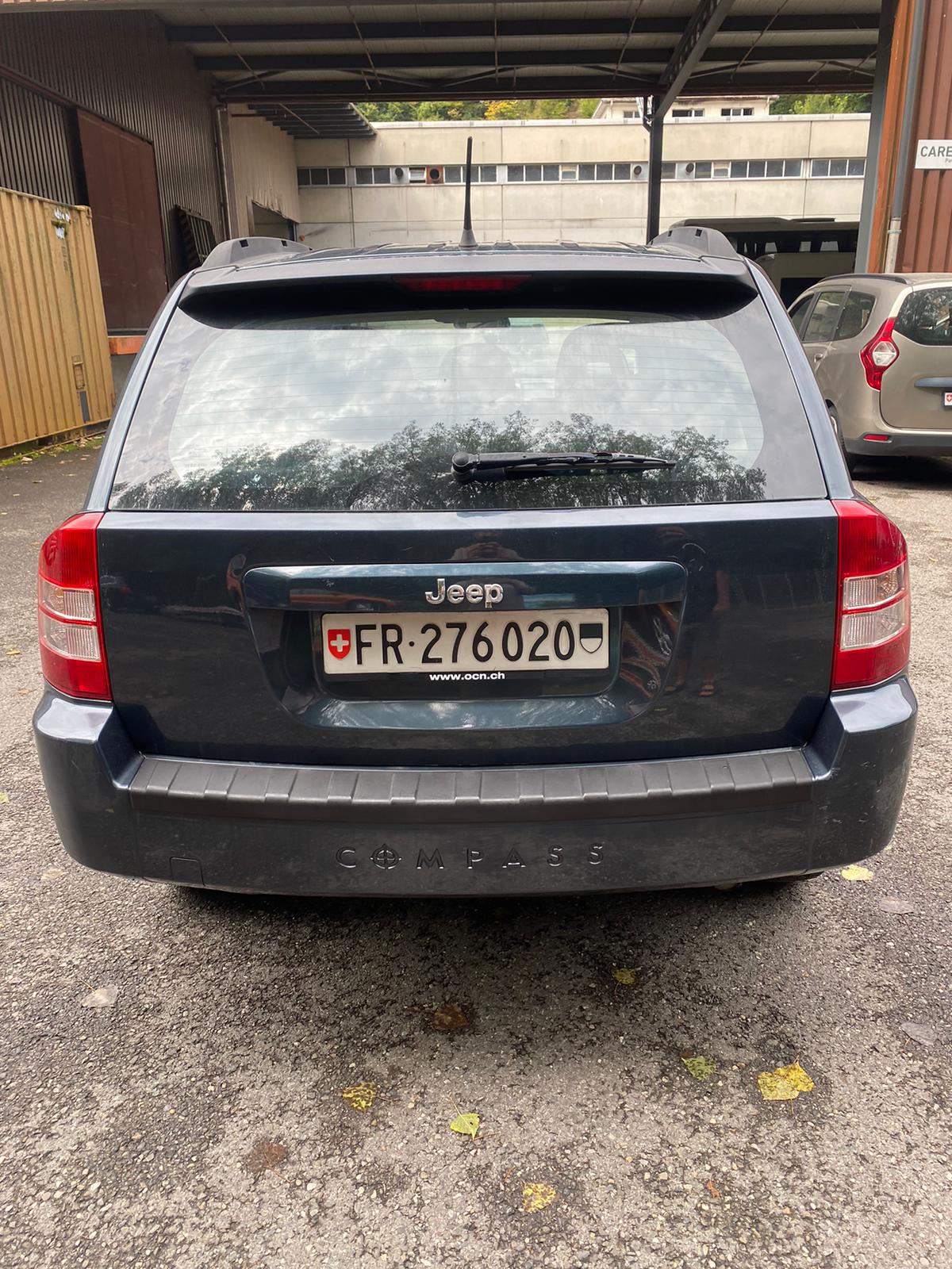 JEEP Compass 2.4 Sport-image-4