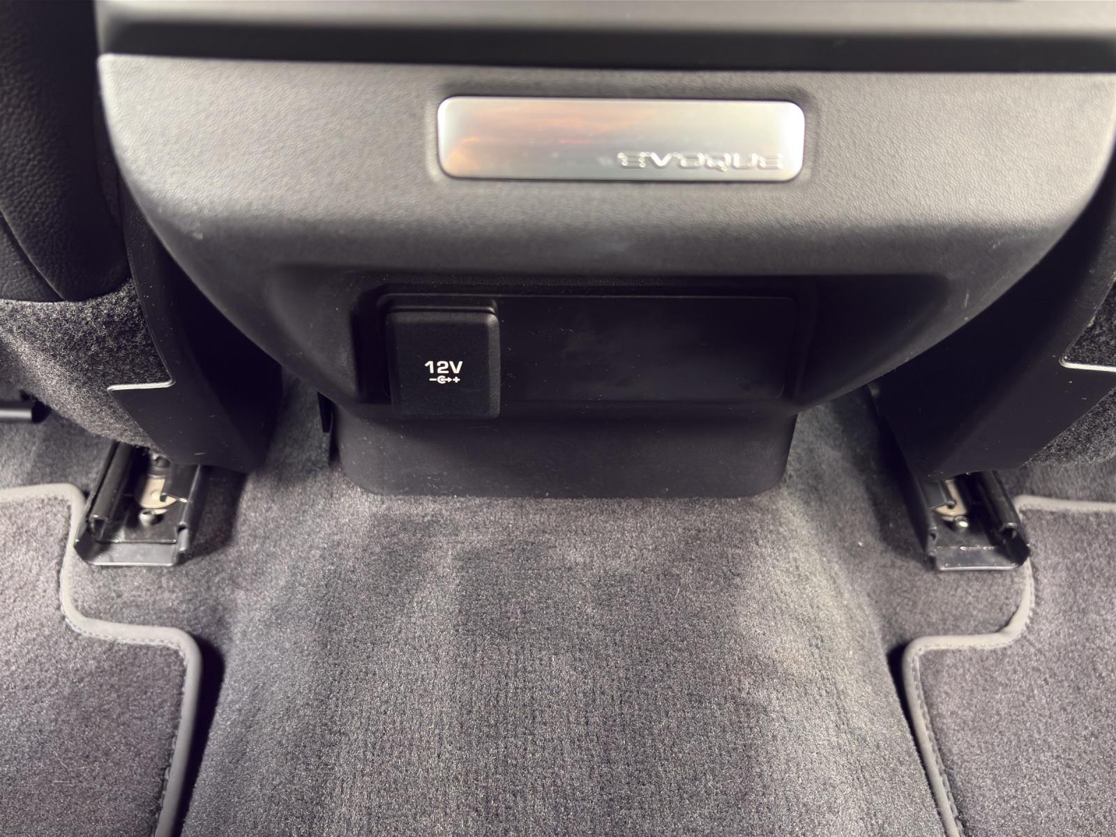 LAND ROVER Range Rover Evoque 2.0 T SE-image-14