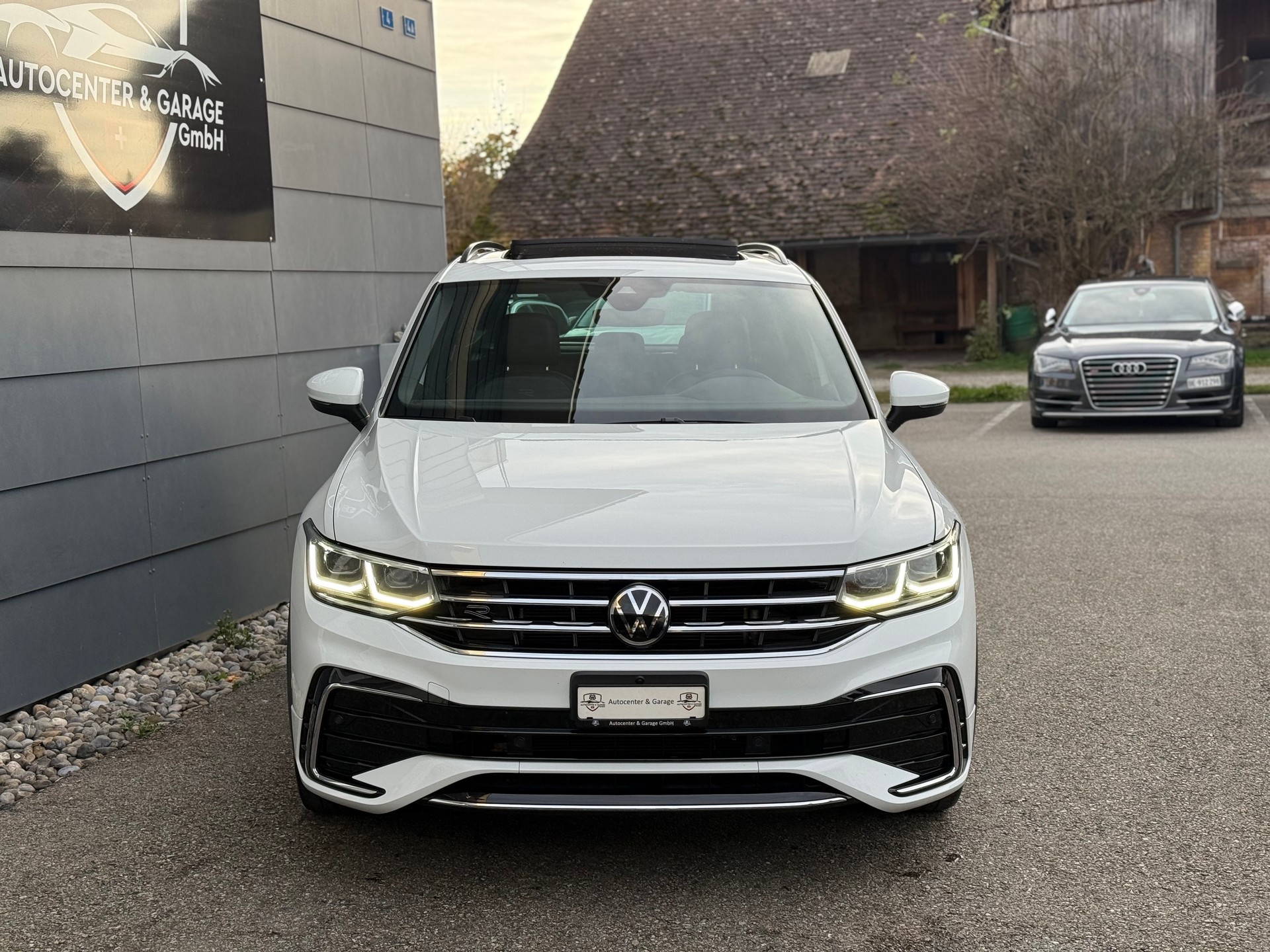 VW Tiguan 2.0 TDI SCR R-Line 4Motion DSG-image-7