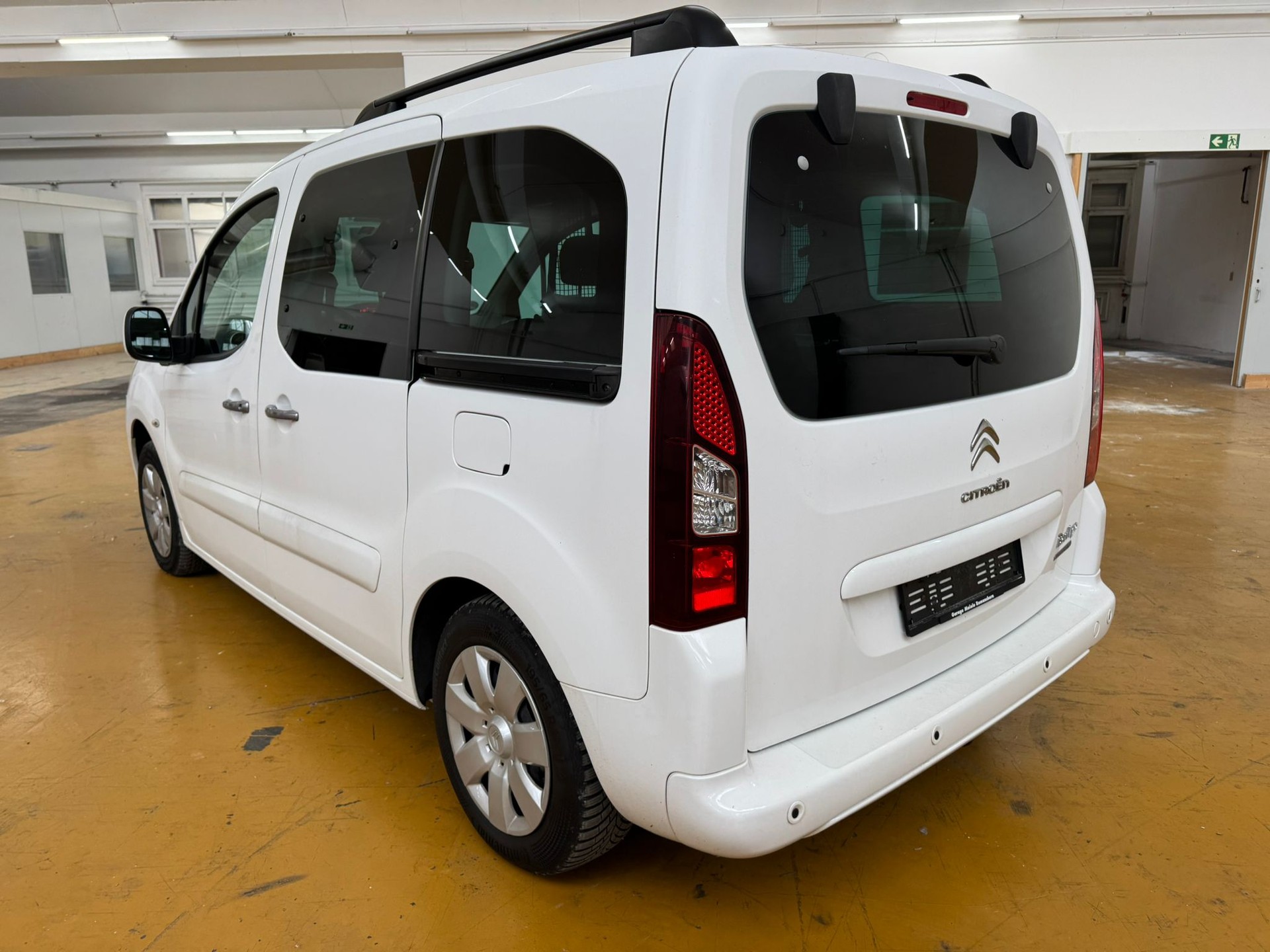 CITROEN Berlingo 1.2i Feel-image-9
