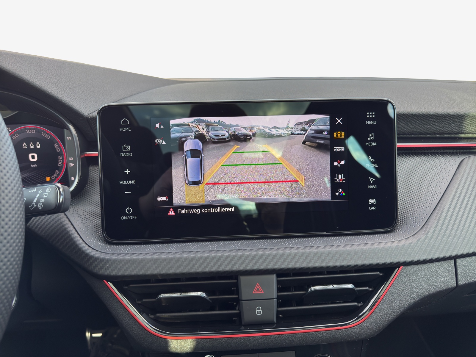 SKODA Scala 1.5 TSI Monte Carlo DSG-image-15