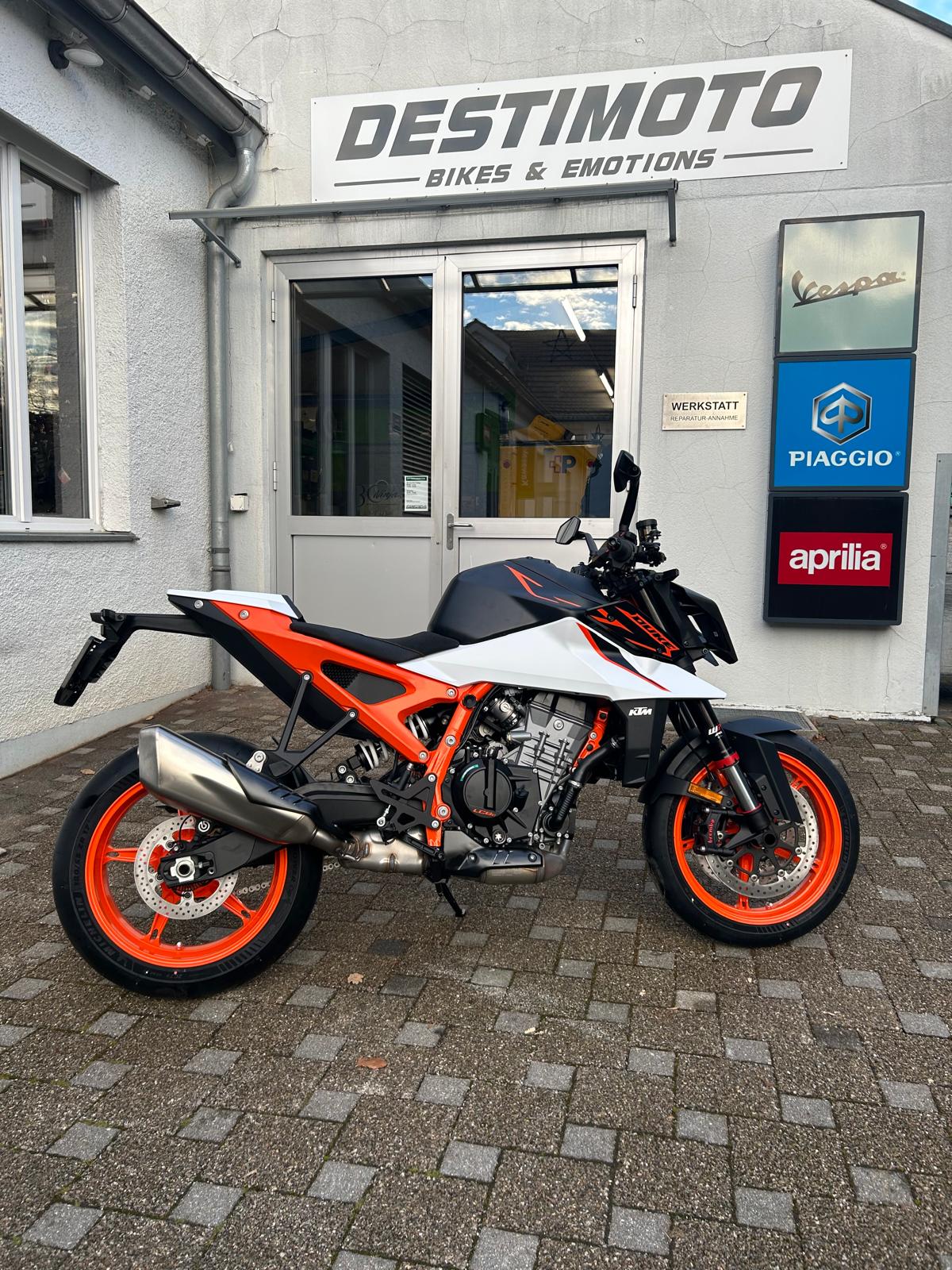 KTM 990 Duke R-image-7