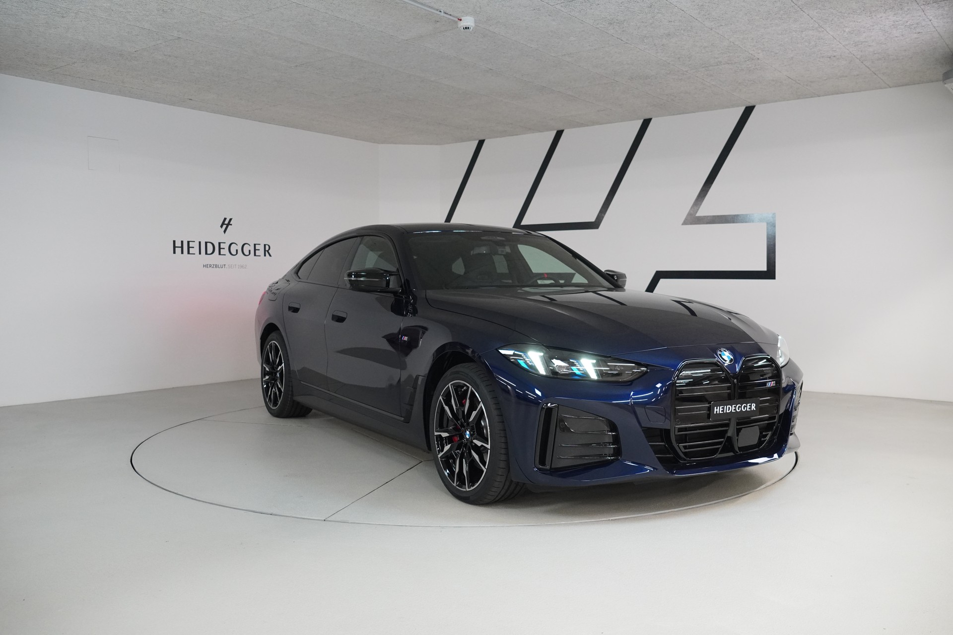 BMW i4 M60 M Sport Pro-image-2