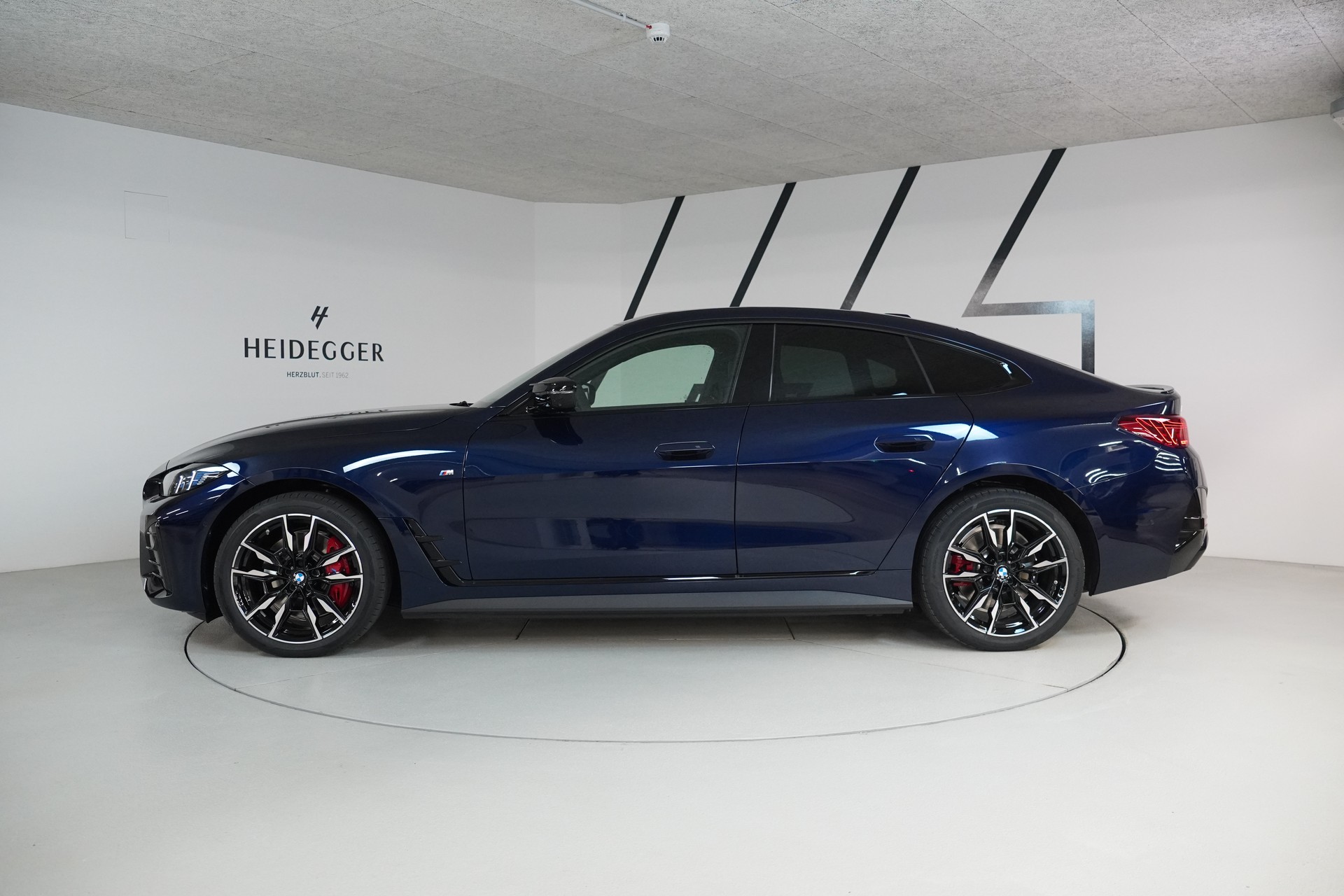 BMW i4 M60 M Sport Pro-image-3