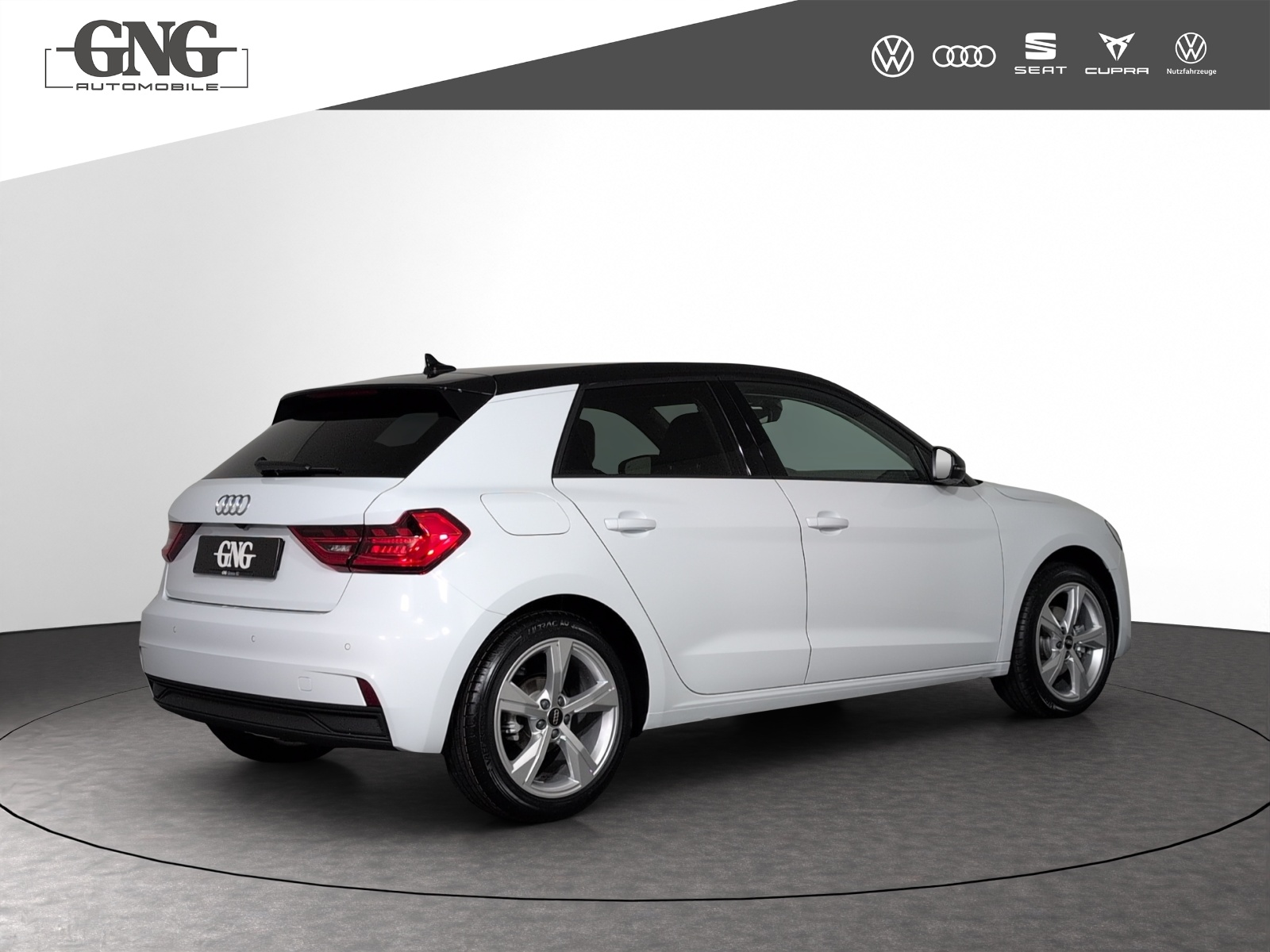 AUDI A1 Sportback 30 TFSI Attraction S-tronic-image-2