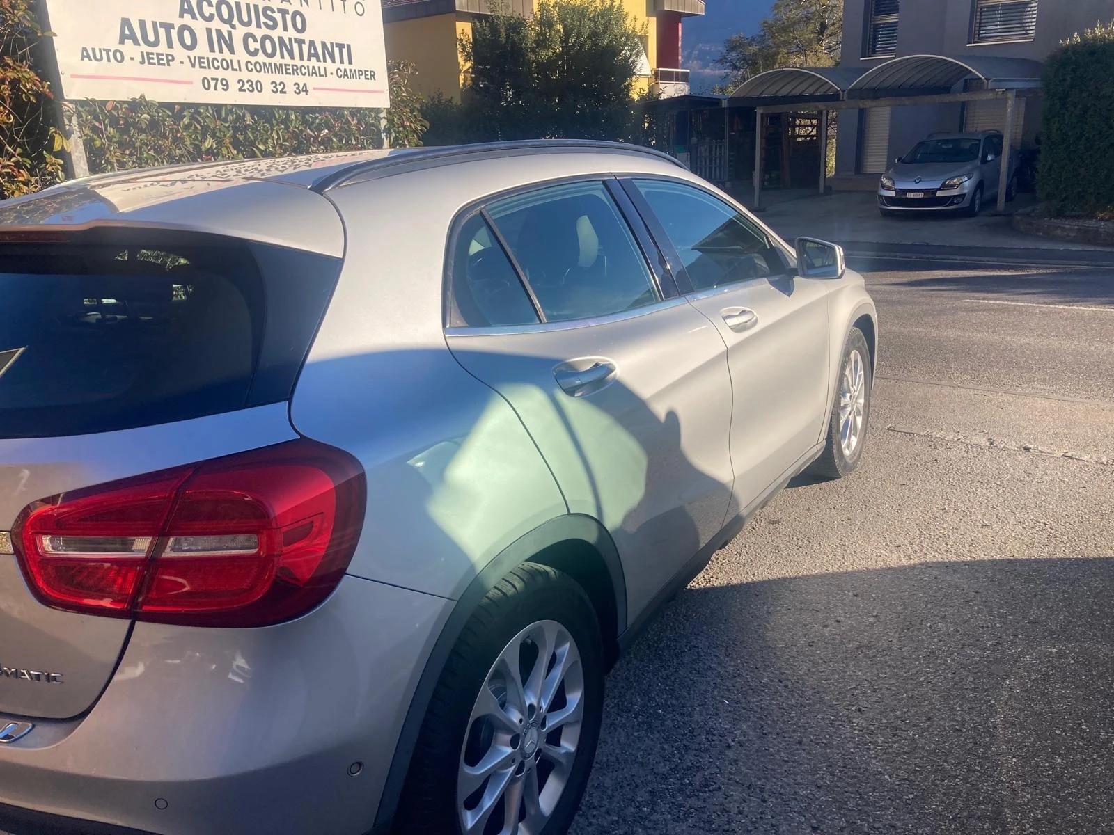 MERCEDES-BENZ GLA 200 CDI Style 4Matic 7G-DCT-image-6