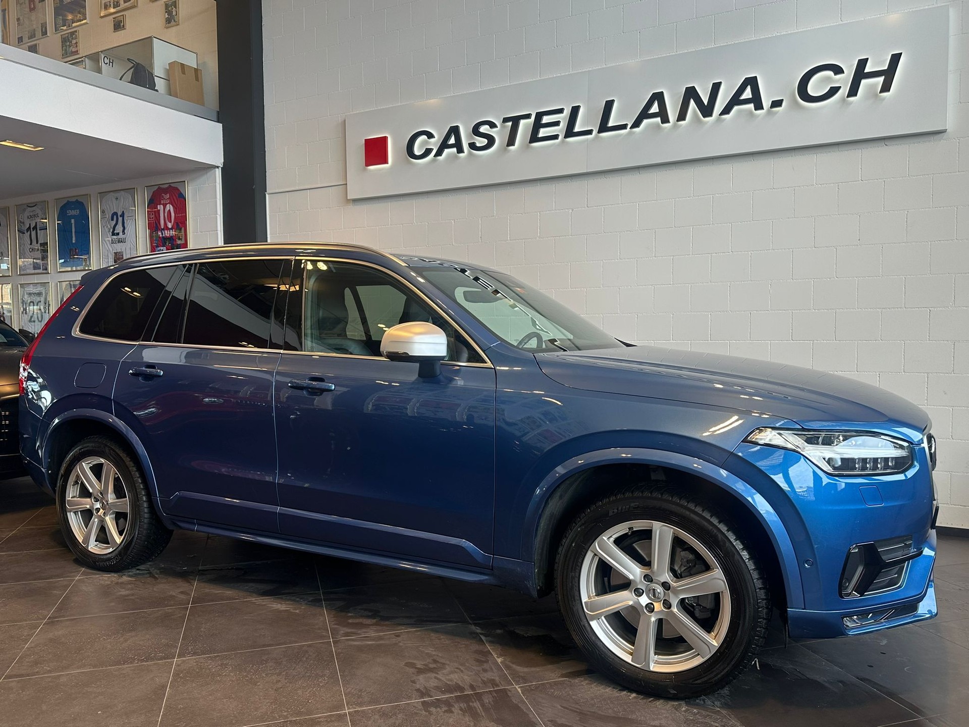 VOLVO XC90 T6 AWD R-Design Geartronic-image-0