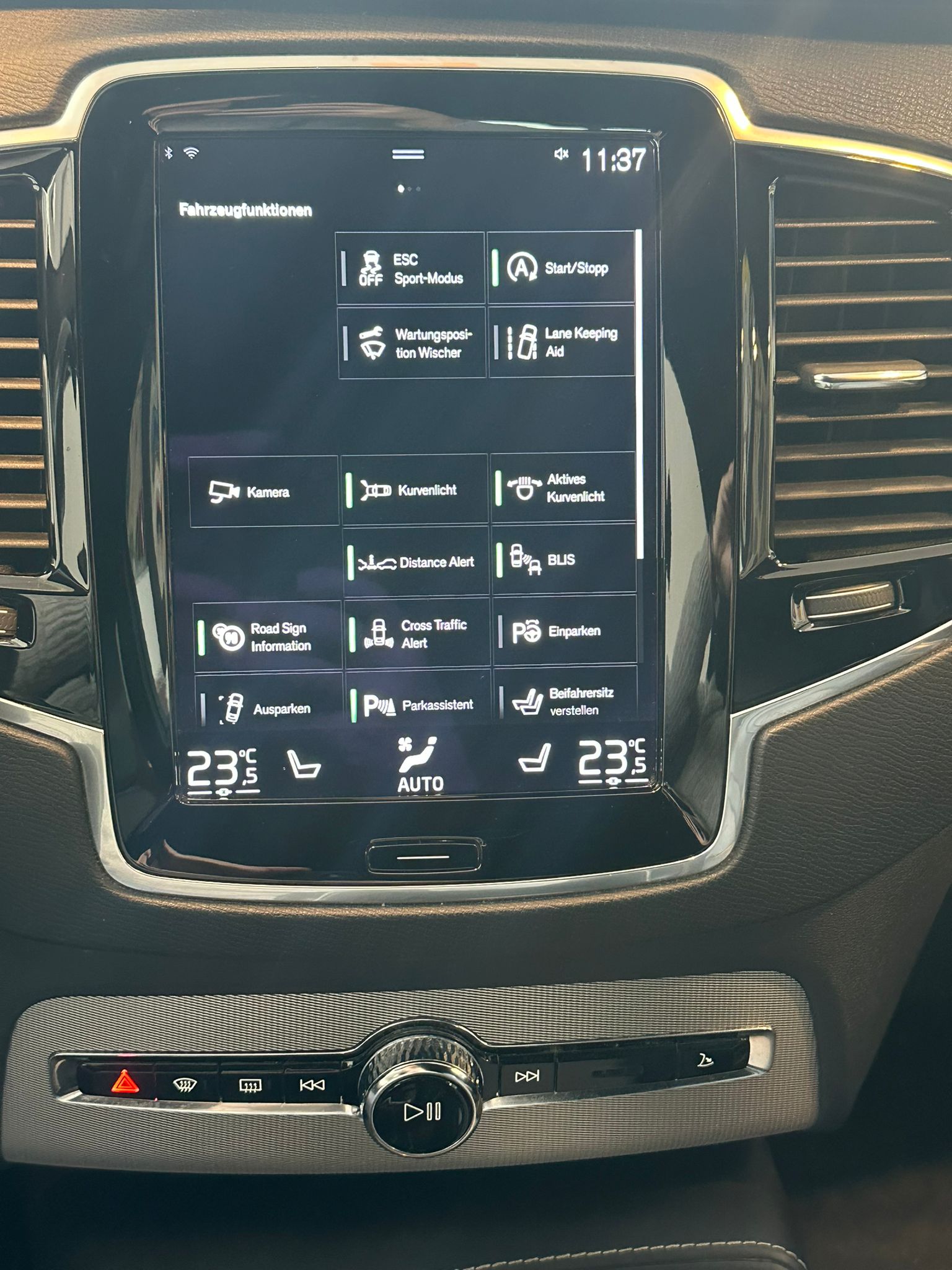 VOLVO XC90 T6 AWD R-Design Geartronic-image-21