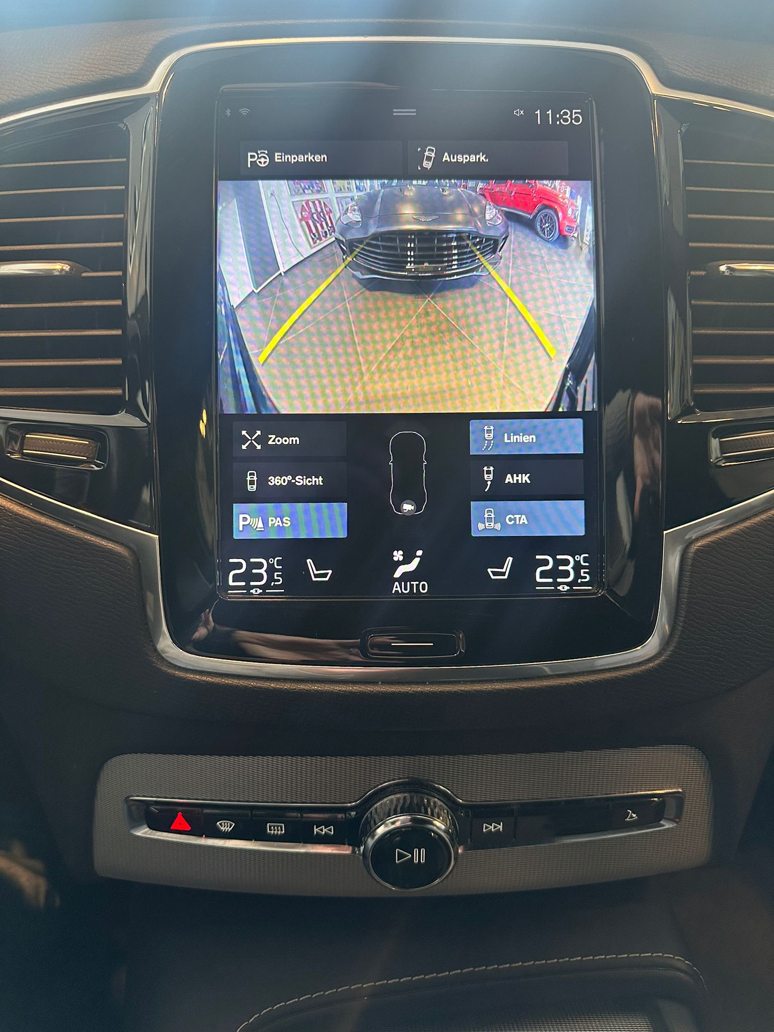 VOLVO XC90 T6 AWD R-Design Geartronic-image-16