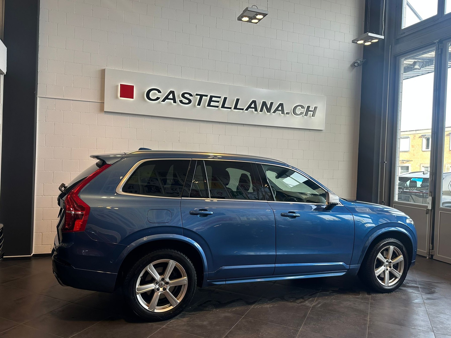 VOLVO XC90 T6 AWD R-Design Geartronic-image-1