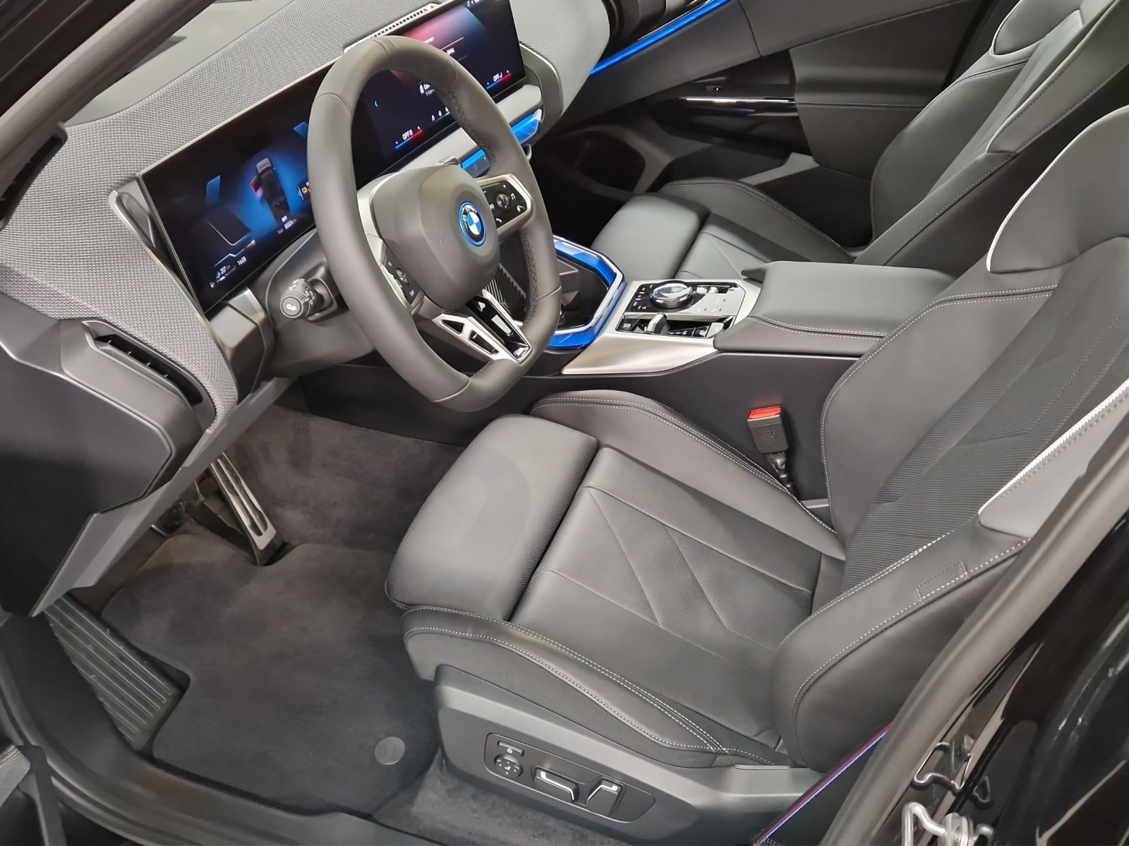 BMW X3 xDrive 30e M Sport Pro-image-12