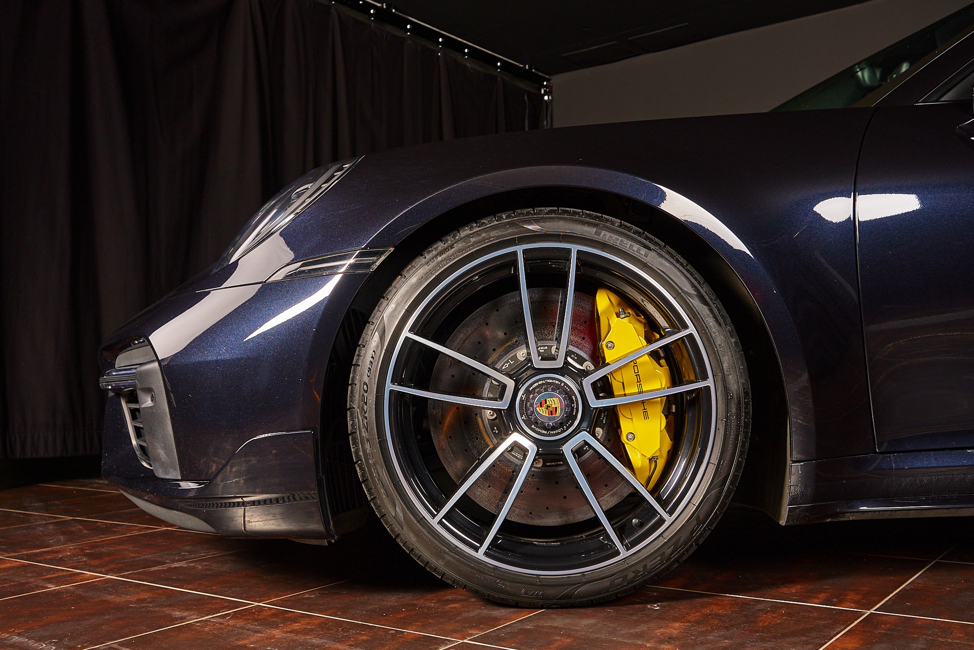 PORSCHE 911 Turbo S PDK-image-1